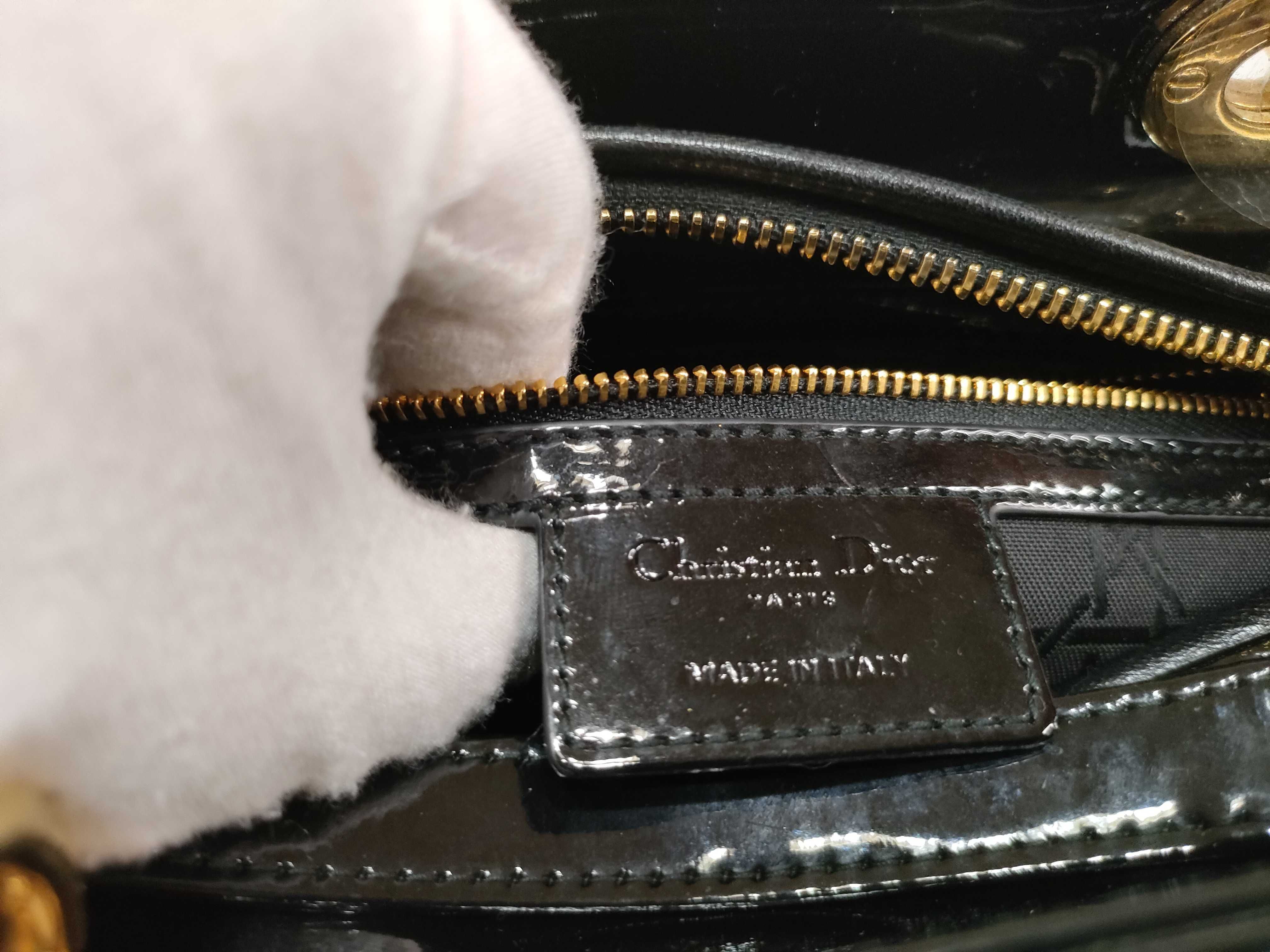 Lady Dior Medium Lady Shoulder Bag — view 15