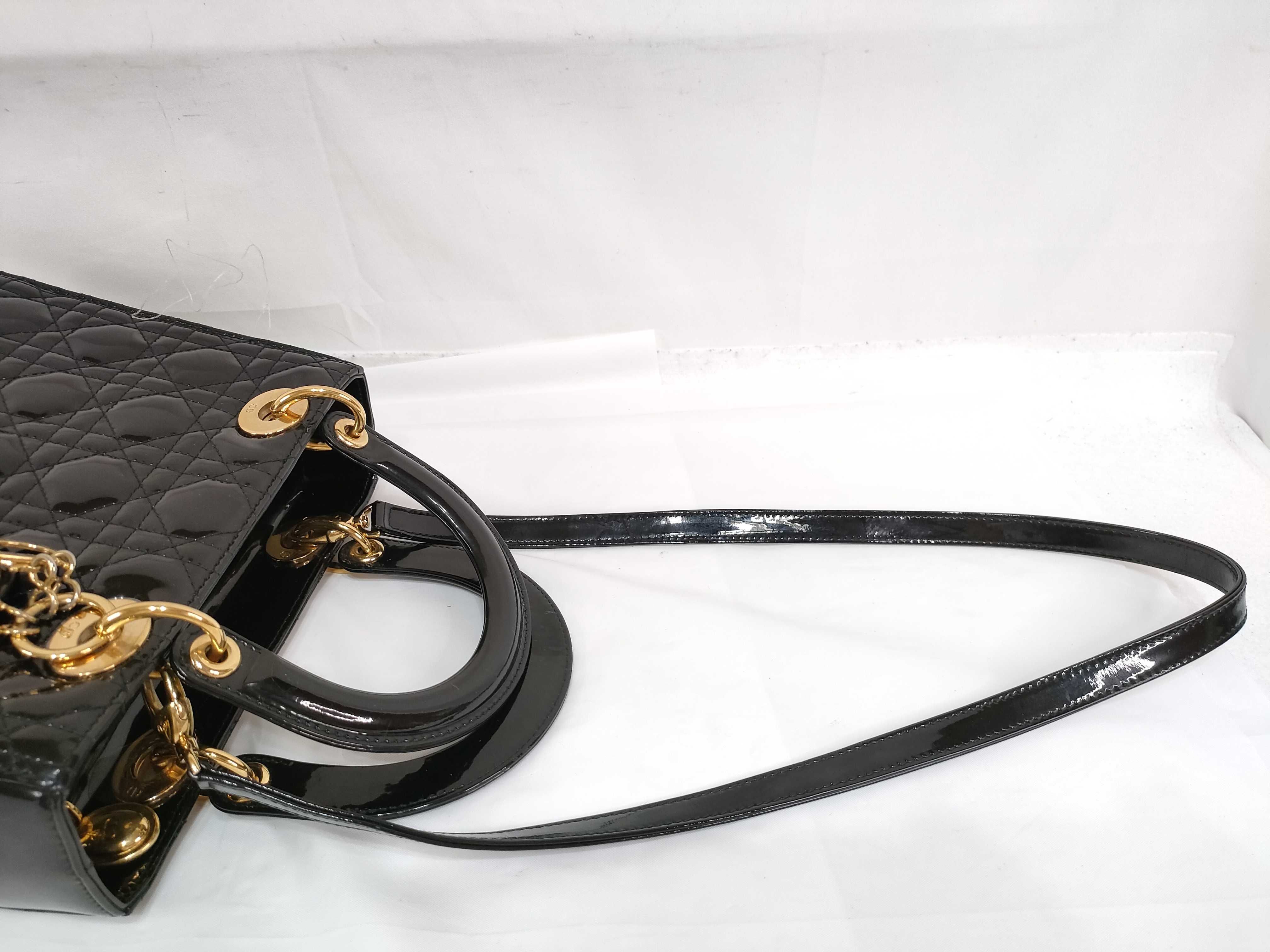 Lady Dior Medium Lady Shoulder Bag — view 3