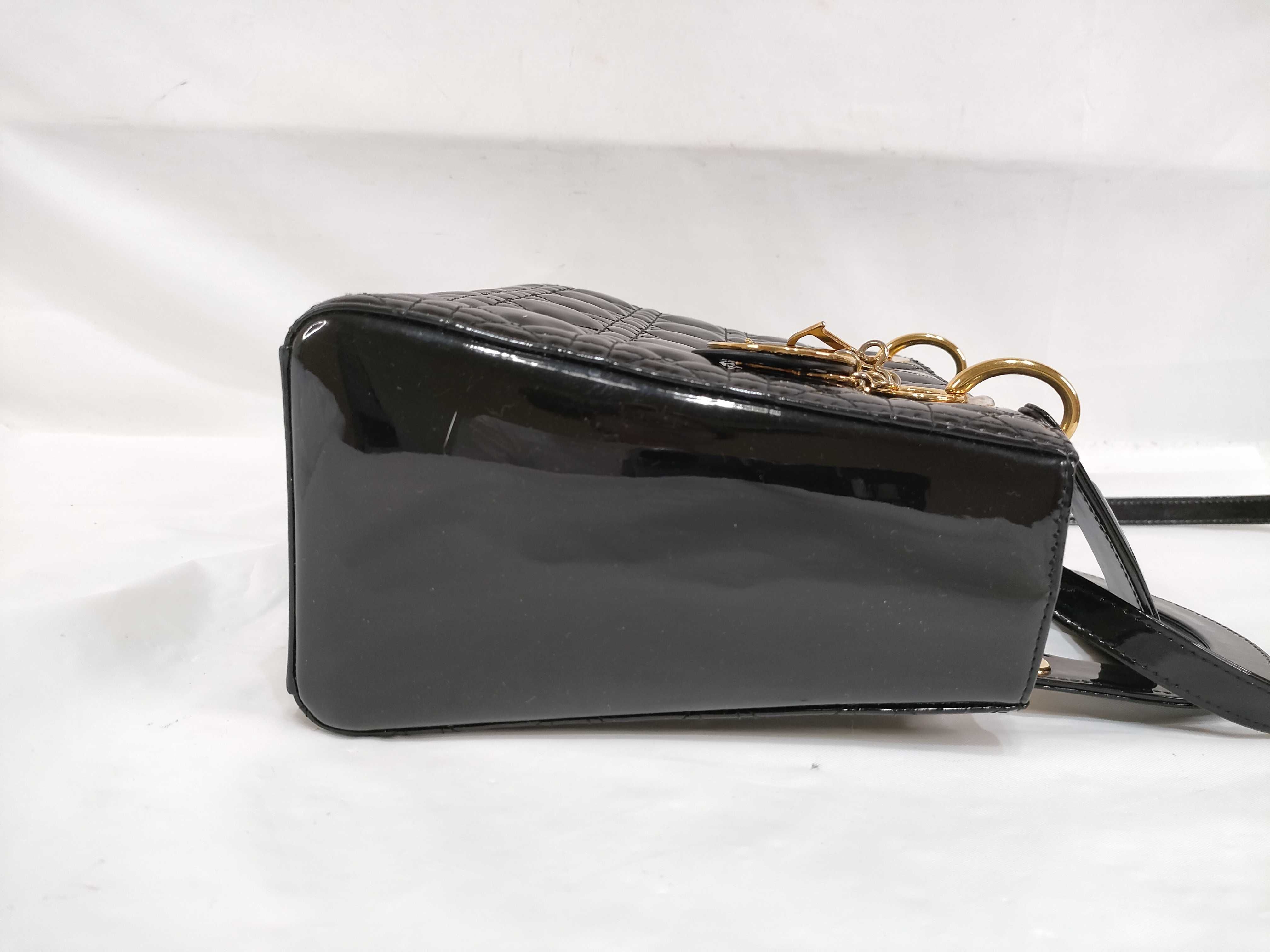 Lady Dior Medium Lady Shoulder Bag — view 8
