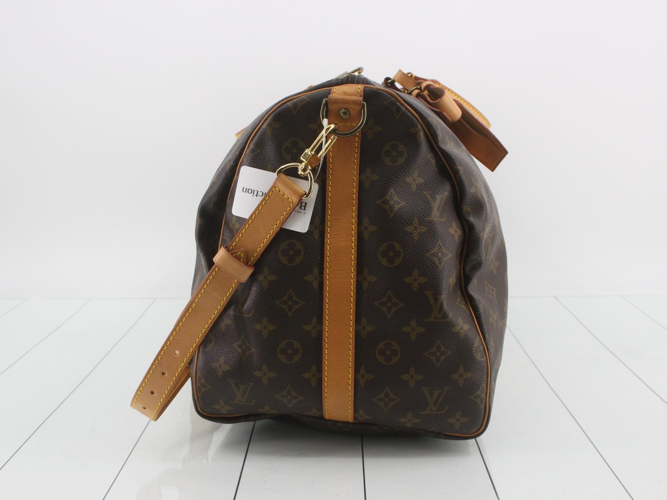 LV Keepall Bandoulière 55 — view 3