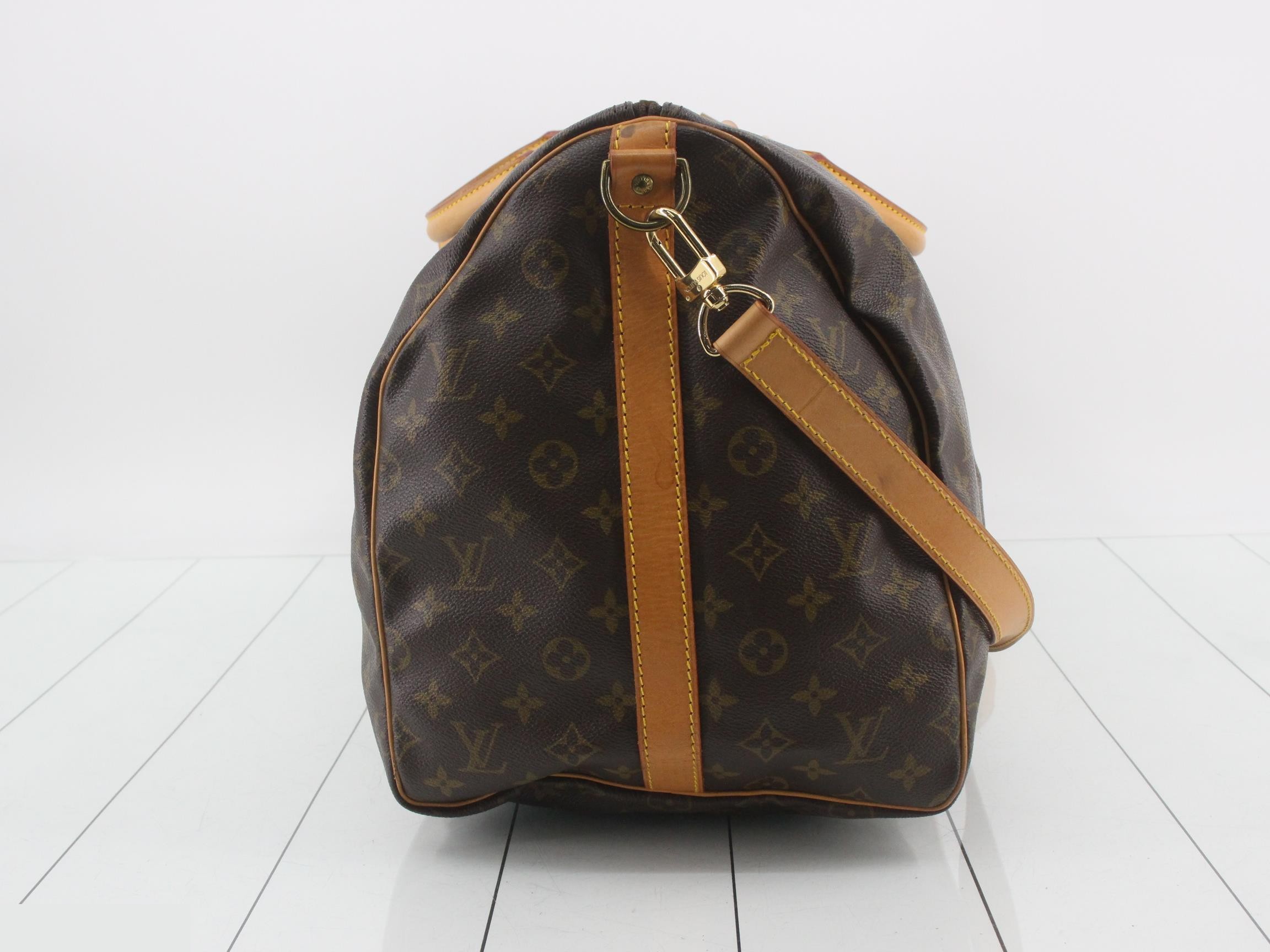 LV Keepall Bandoulière 55 — view 4