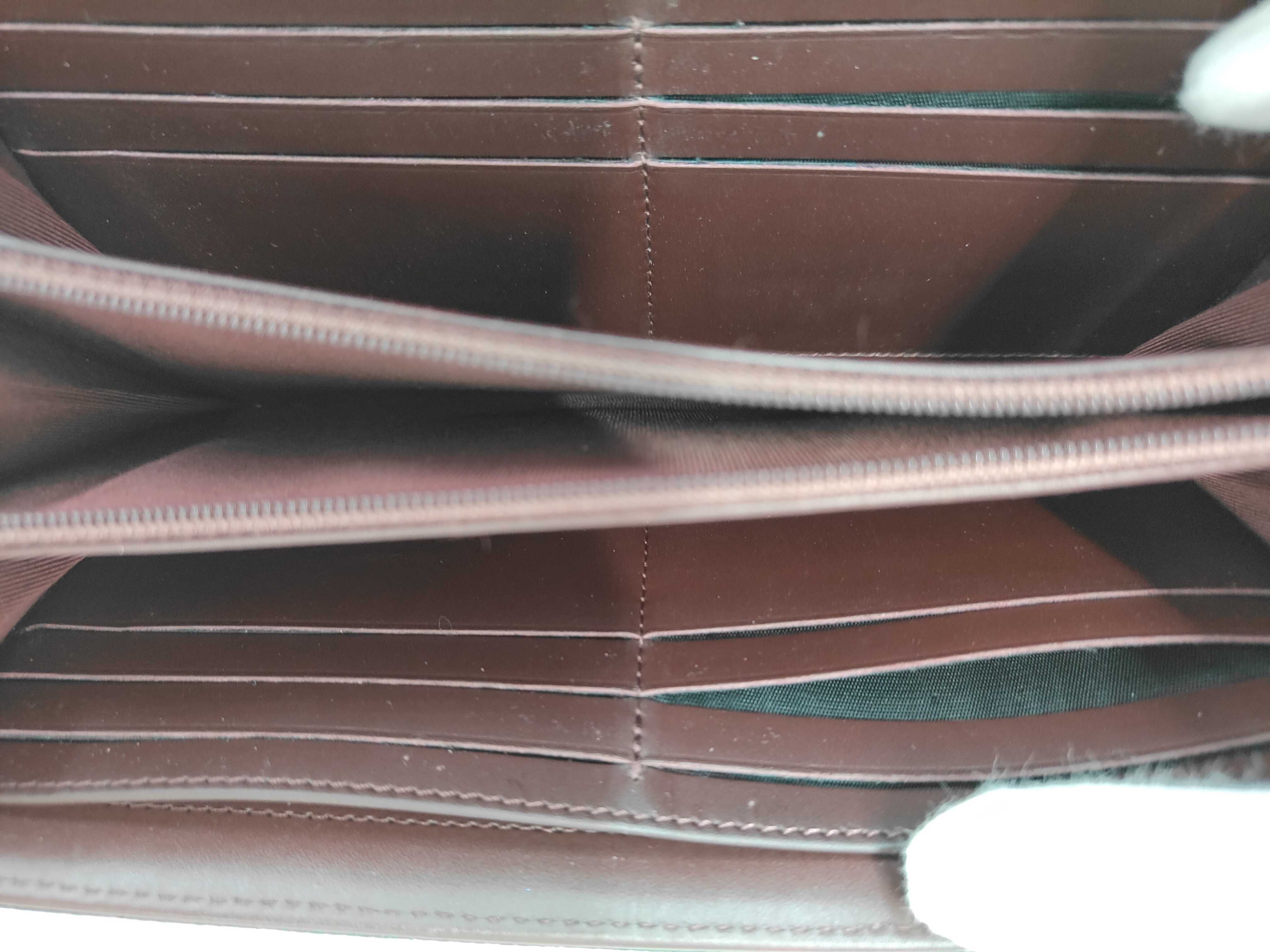 Caviar Leather Wallet — view 6