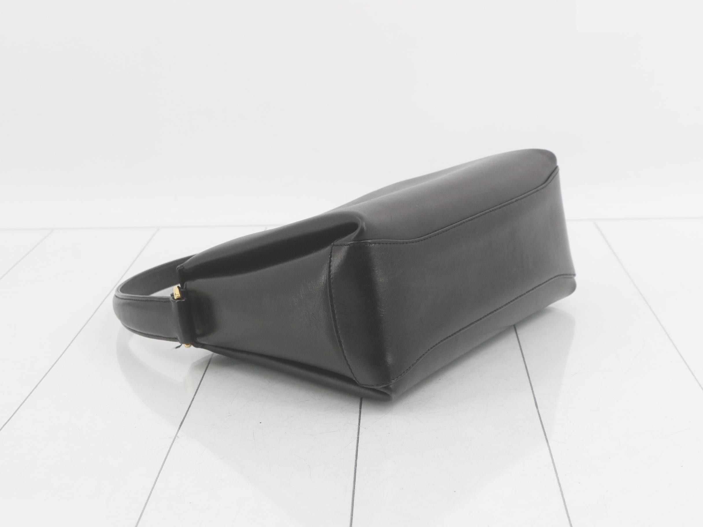 Handbag, leather, black, turn-lock closure — view 5