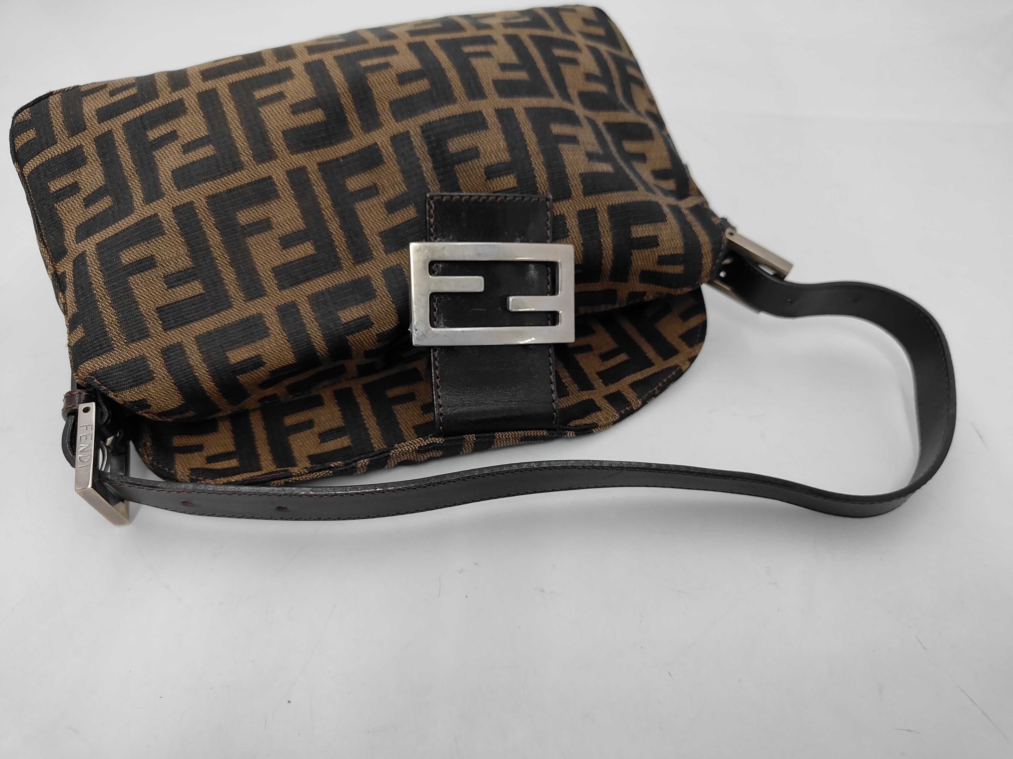 Zucca Shoulder Bag, Leather, Brown, with Dust Bag. — view 3