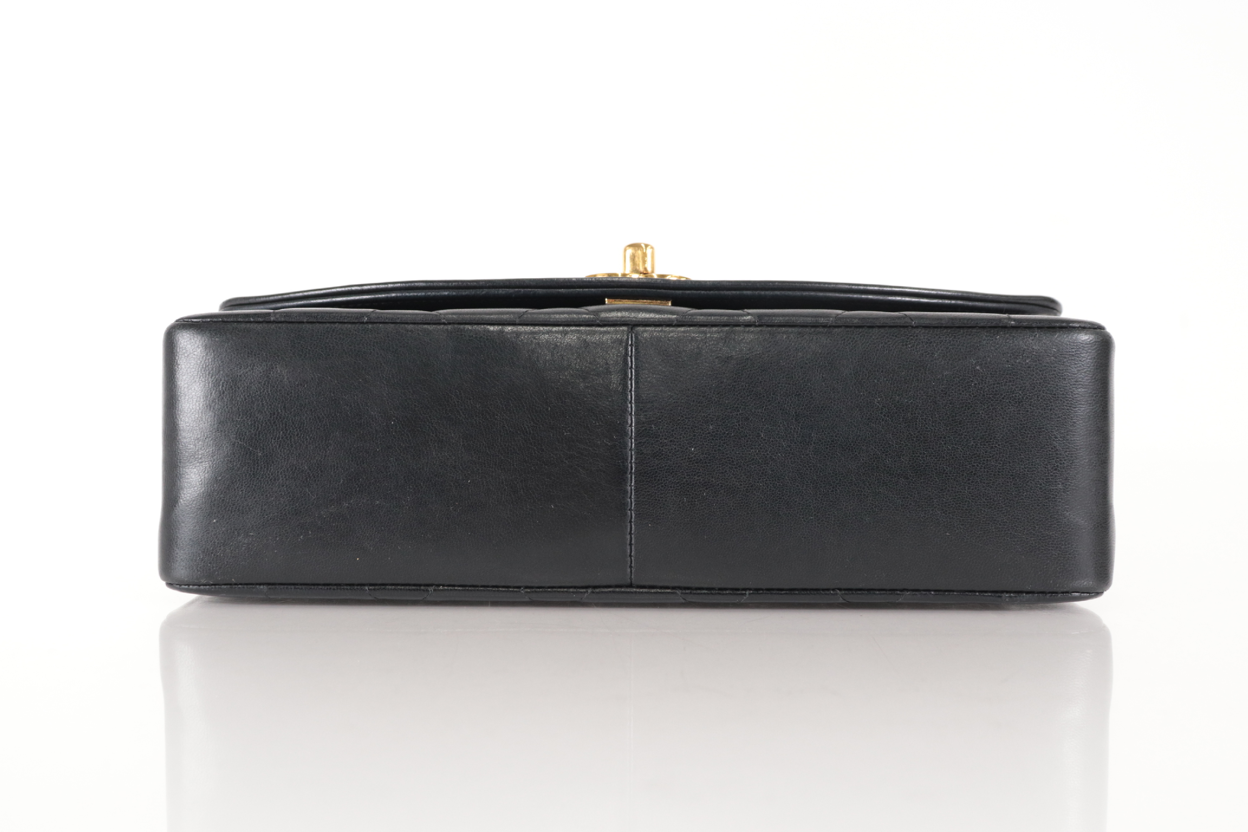 Diana 25 Lambskin Chain Shoulder Bag (Serial No. 3) — view 6