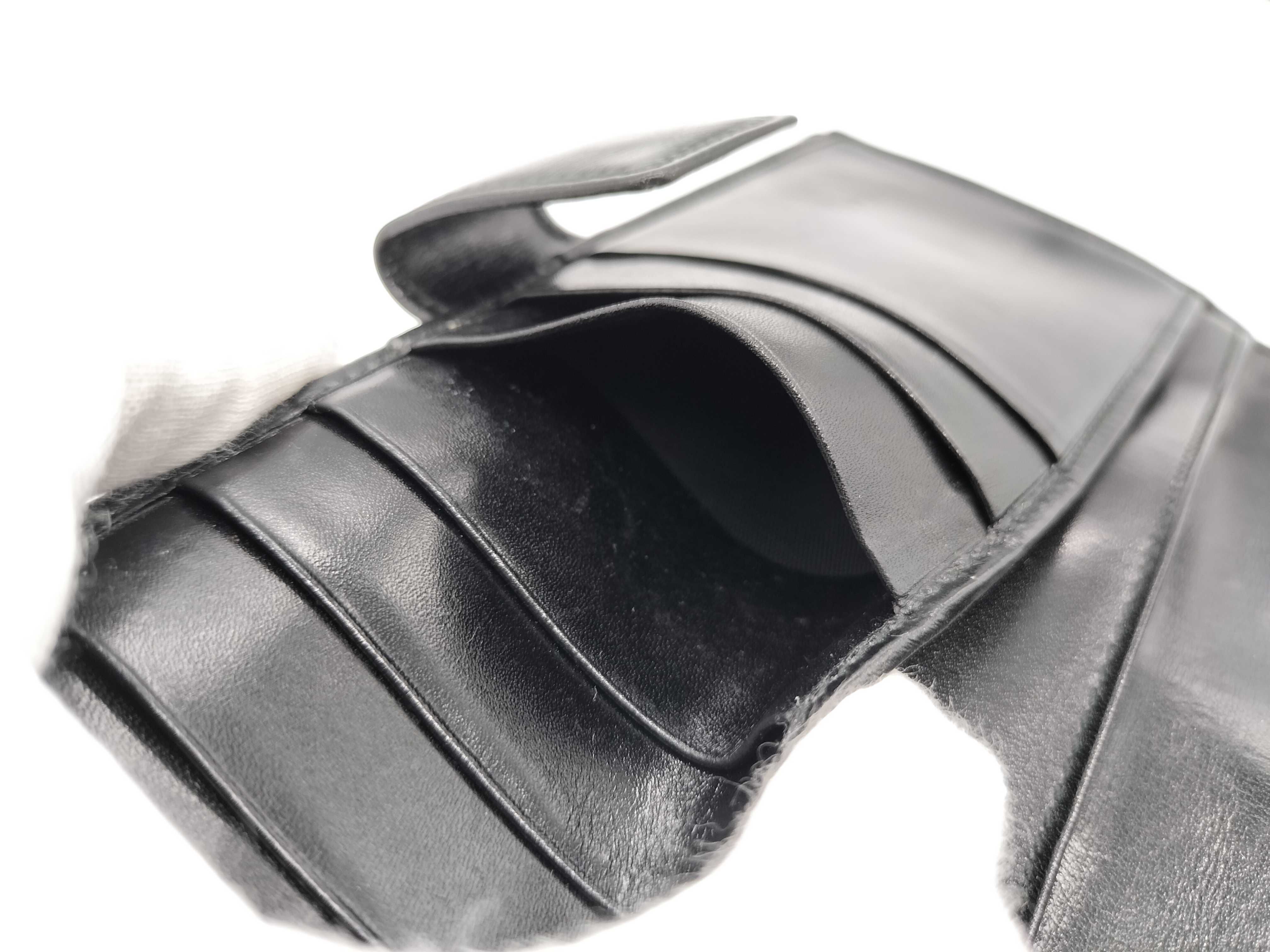 Patent Leather Gucci Long Wallet — view 10