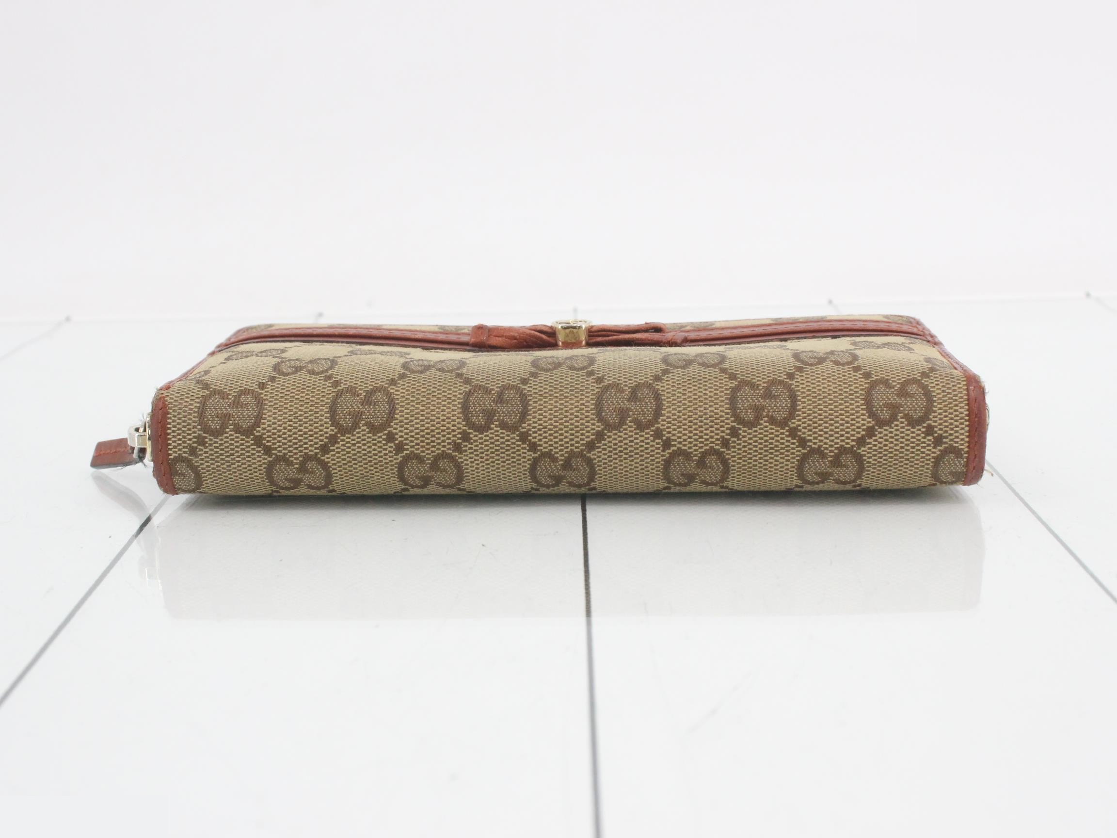 Ribbon Round Zip Long Wallet — view 3