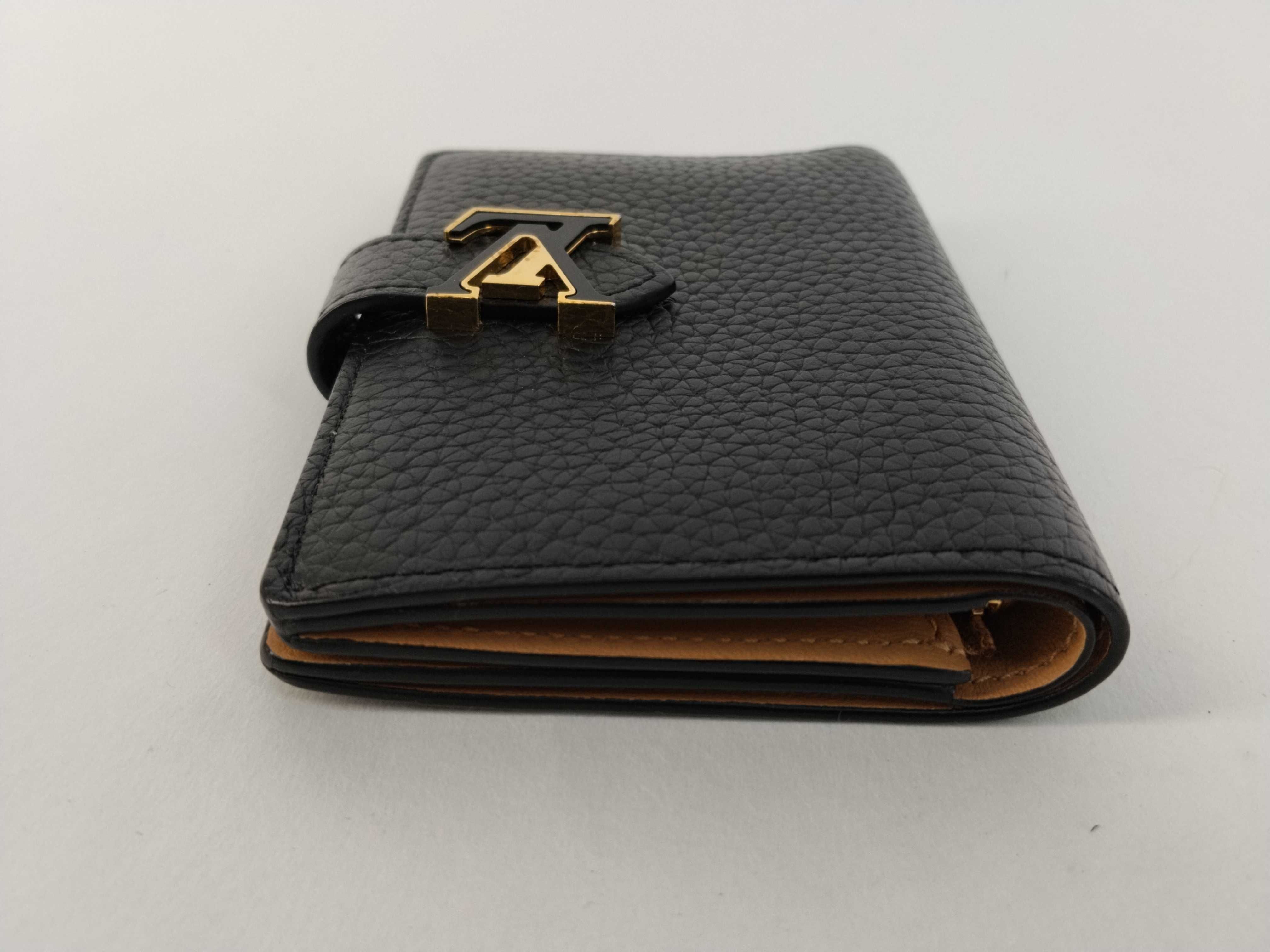 LV folding wallet Capucines wallet — view 6