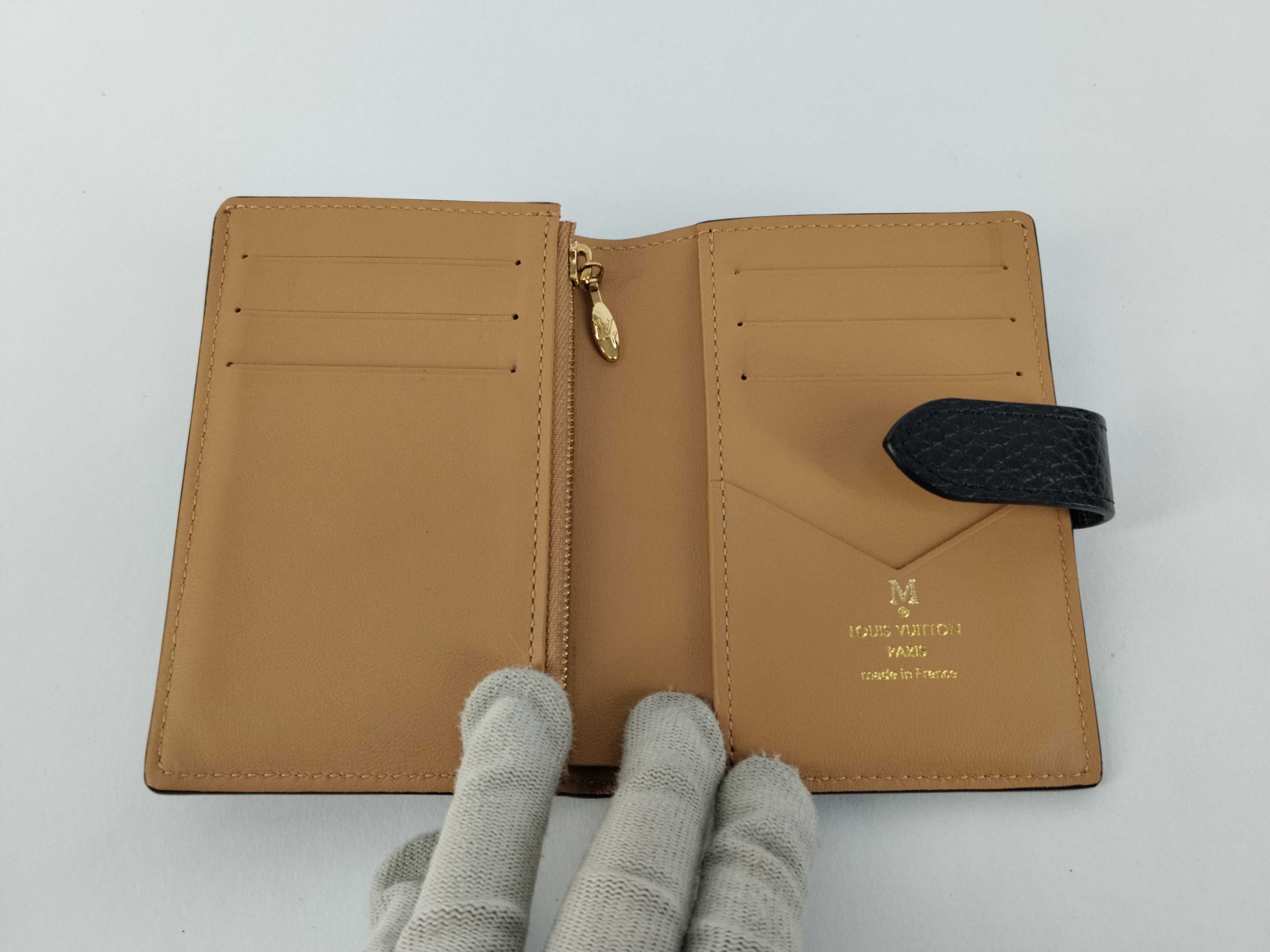 LV folding wallet Capucines wallet — view 9