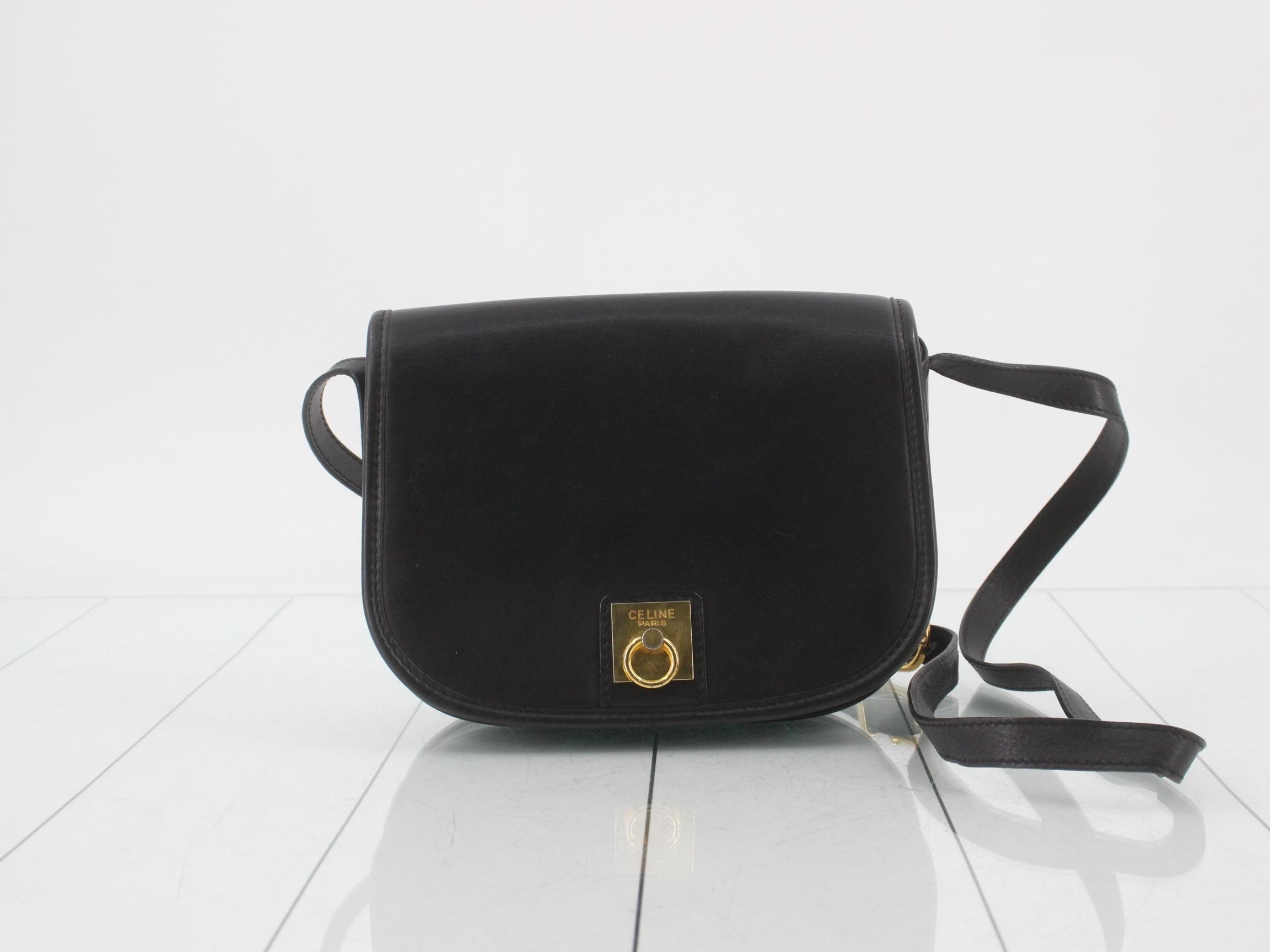 Leather shoulder bag