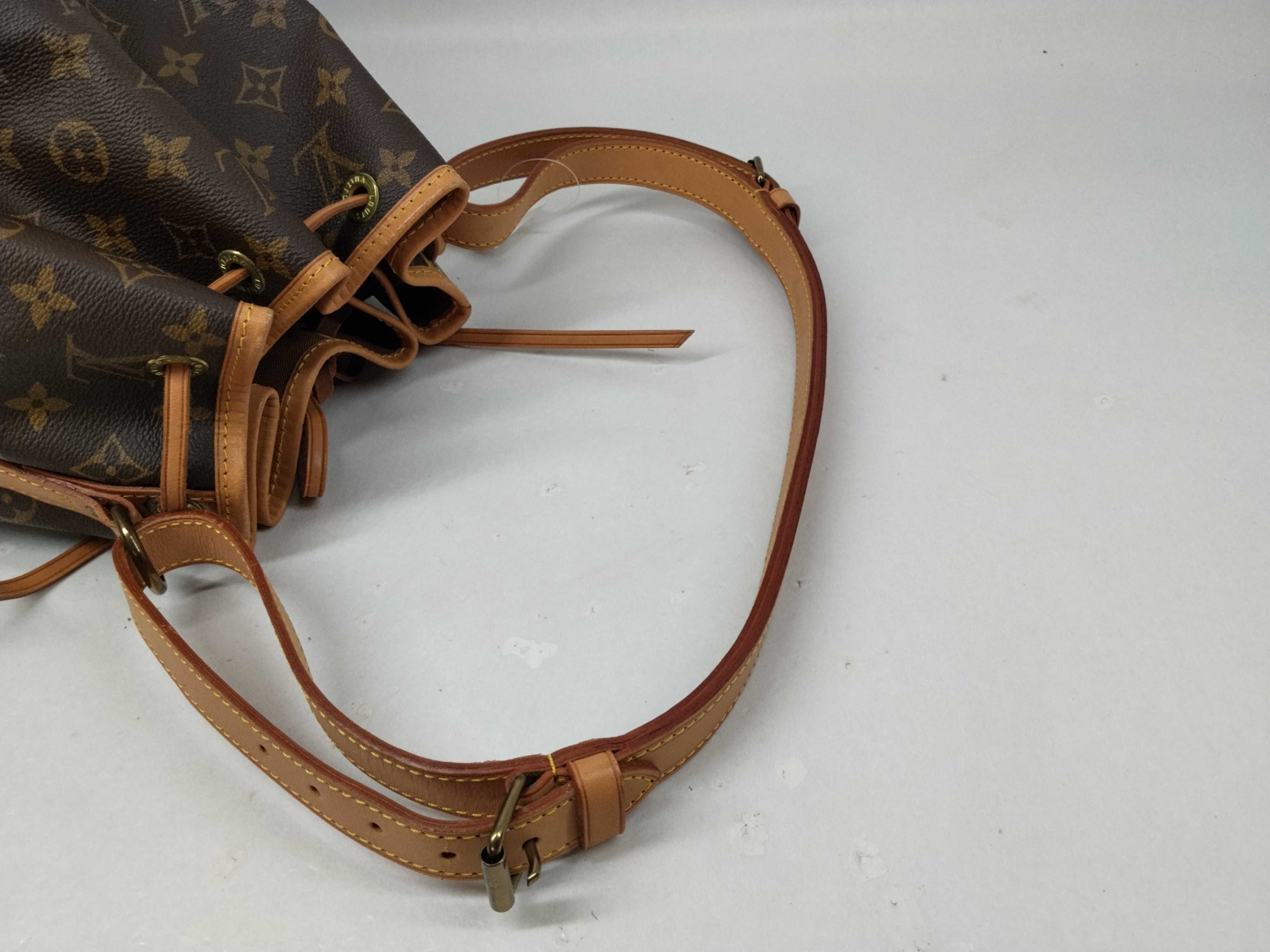 Monogram M40818 Petit Noé Shoulder Bag — view 7