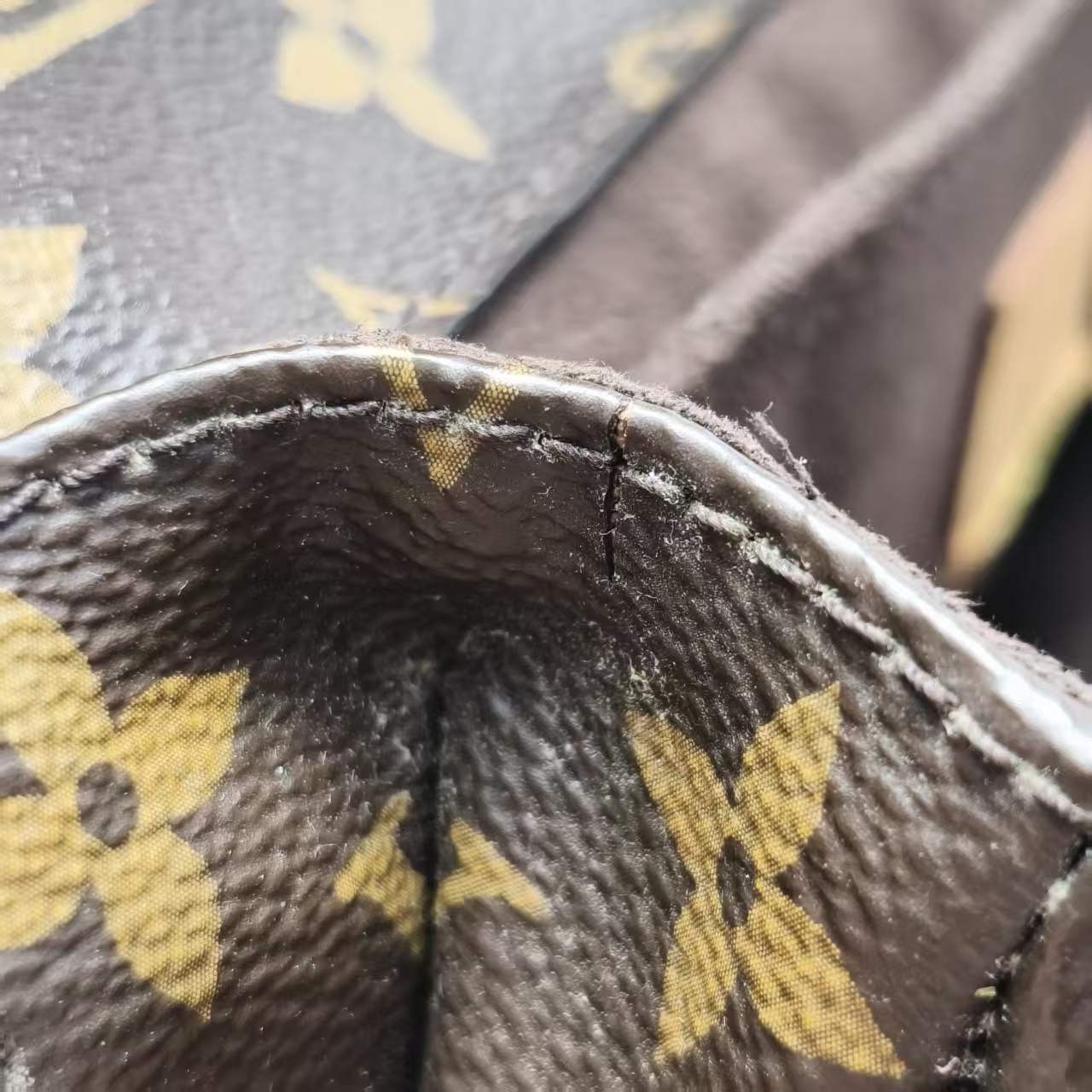 【*Shipped from: China*】LOUIS VUITTON Métis PU Shoulder Bag — view 12