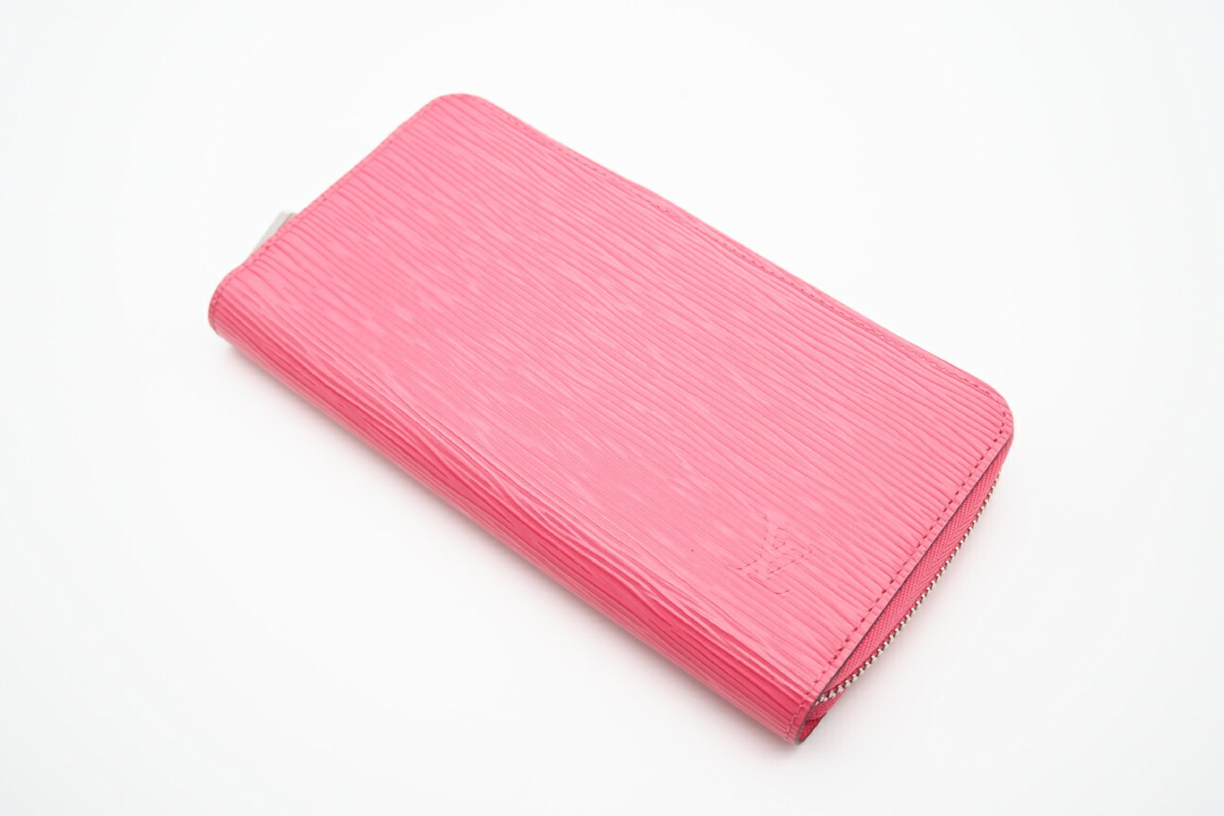 M83074 Epi Zippy Wallet Pink Sky, with dust bag and box. — view 2