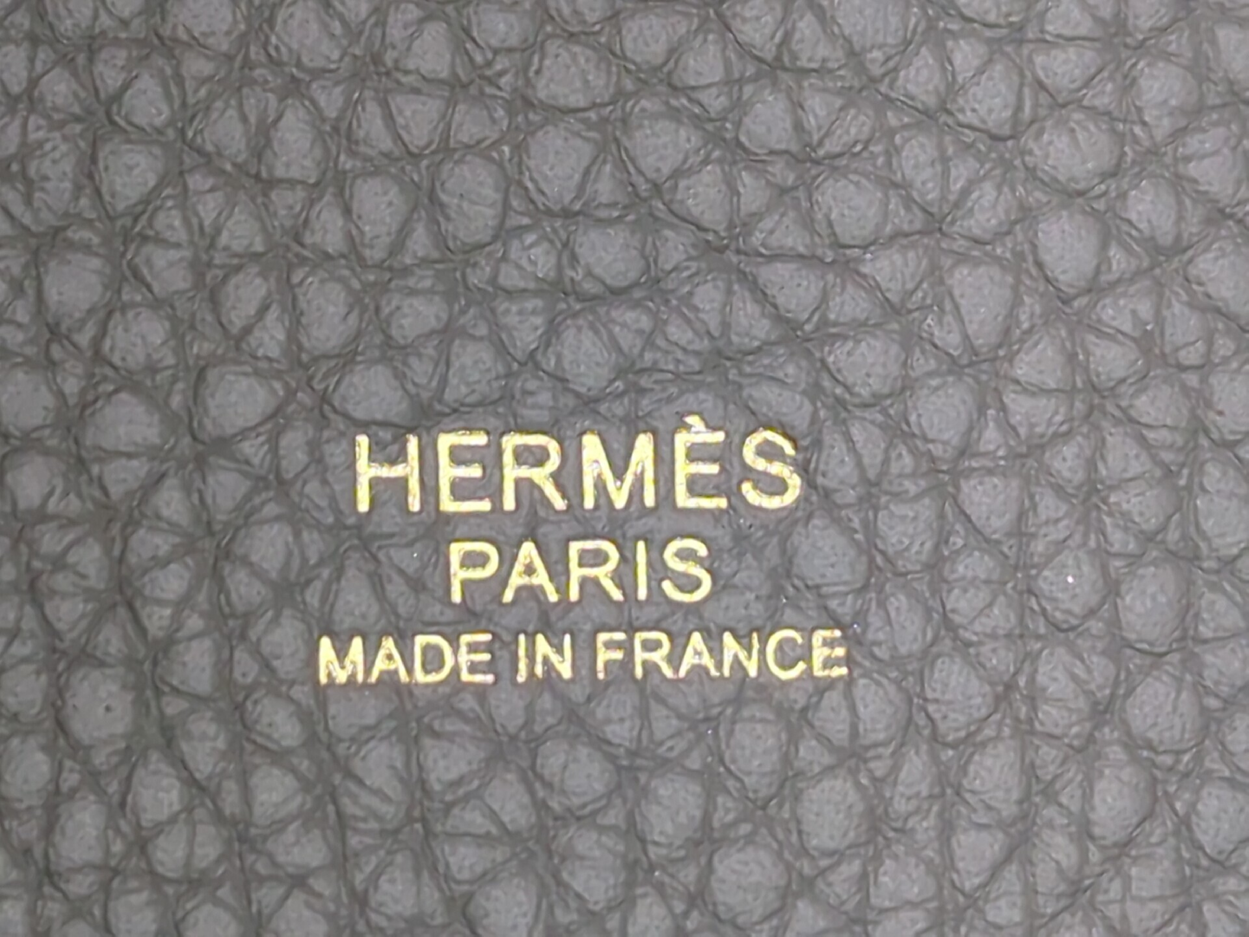 Picotin Lock PM Taurillon Clemence Leather Vert Amande Gold Hardware U Stamp Handbag — view 10