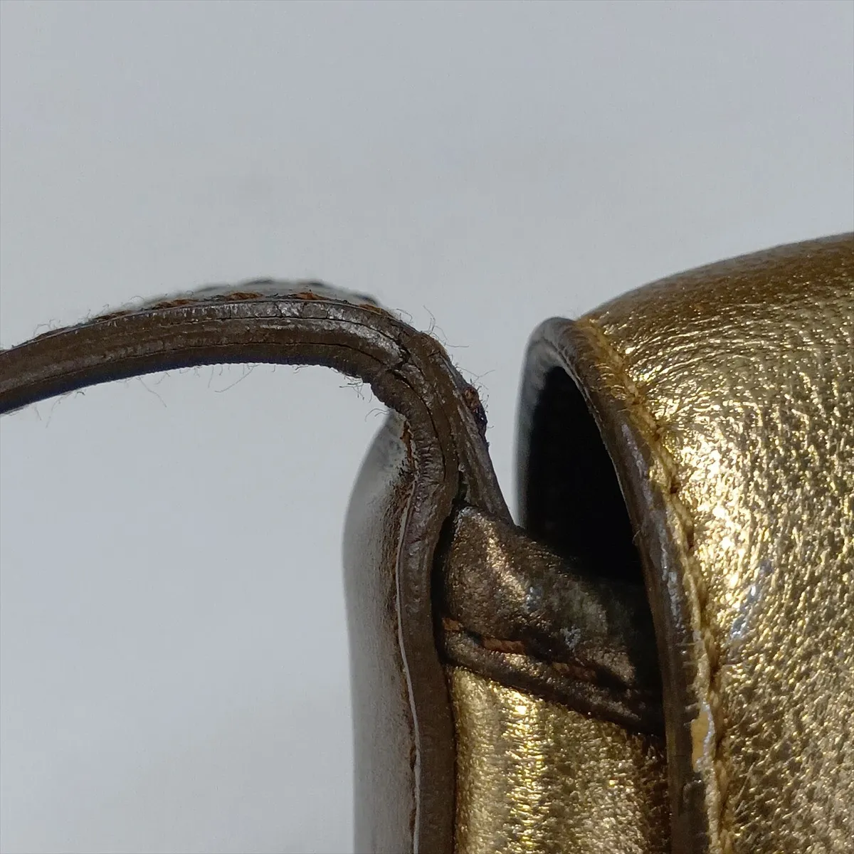 Jackie Leather Shoulder Bag Gold — view 13