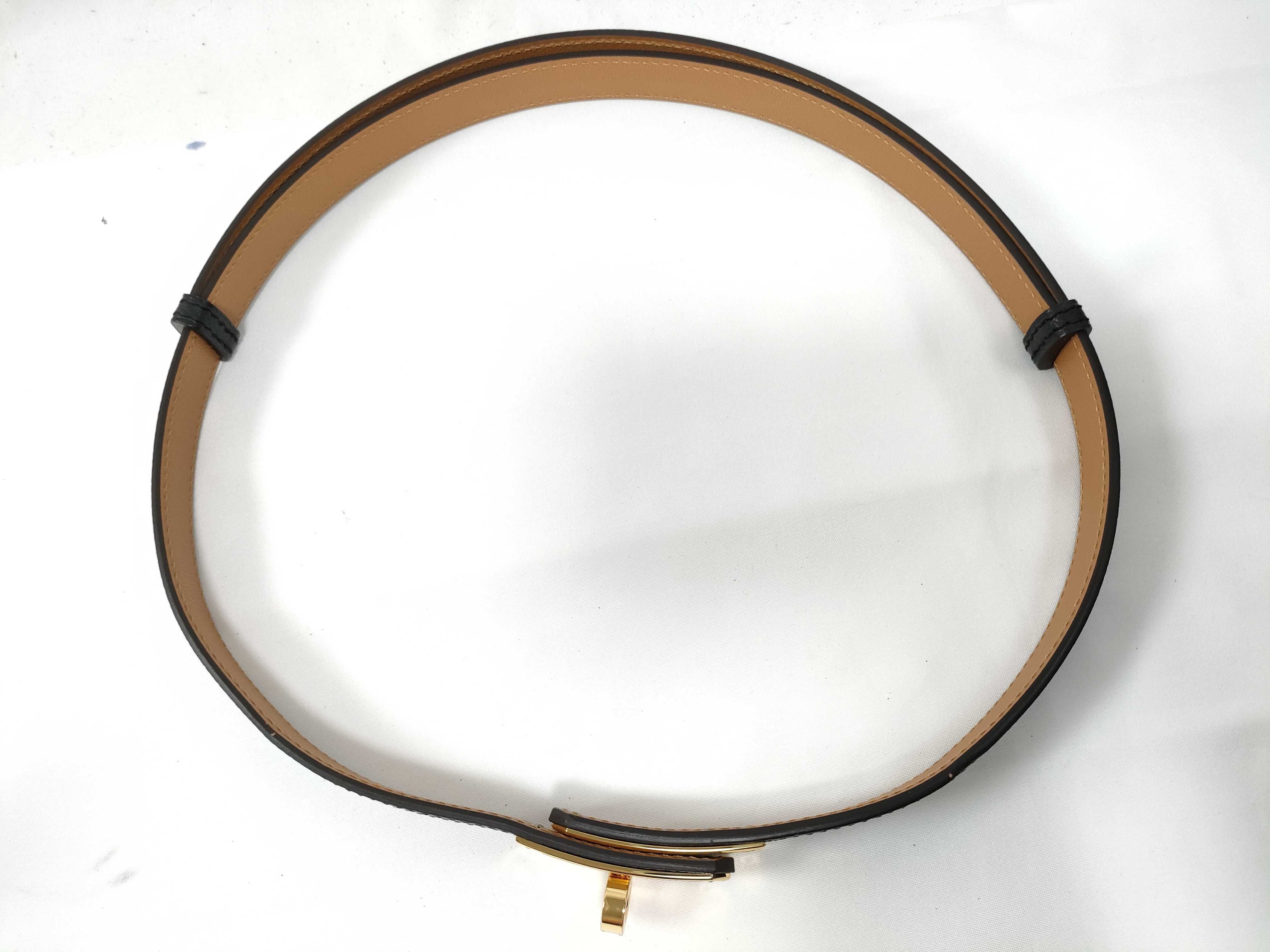 Kelly Belt, Black with Gold Hardware, W Stamp — view 9