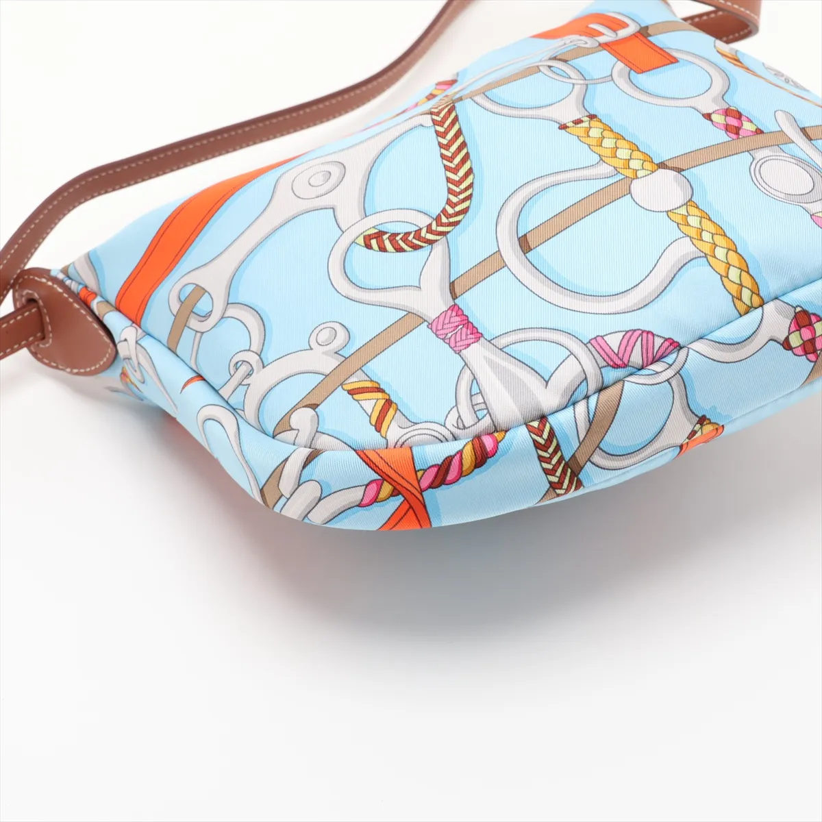 Hermès Sursoy To Go Silk x Veau Swift Multicolor Silver Hardware B: 2023 — view 4