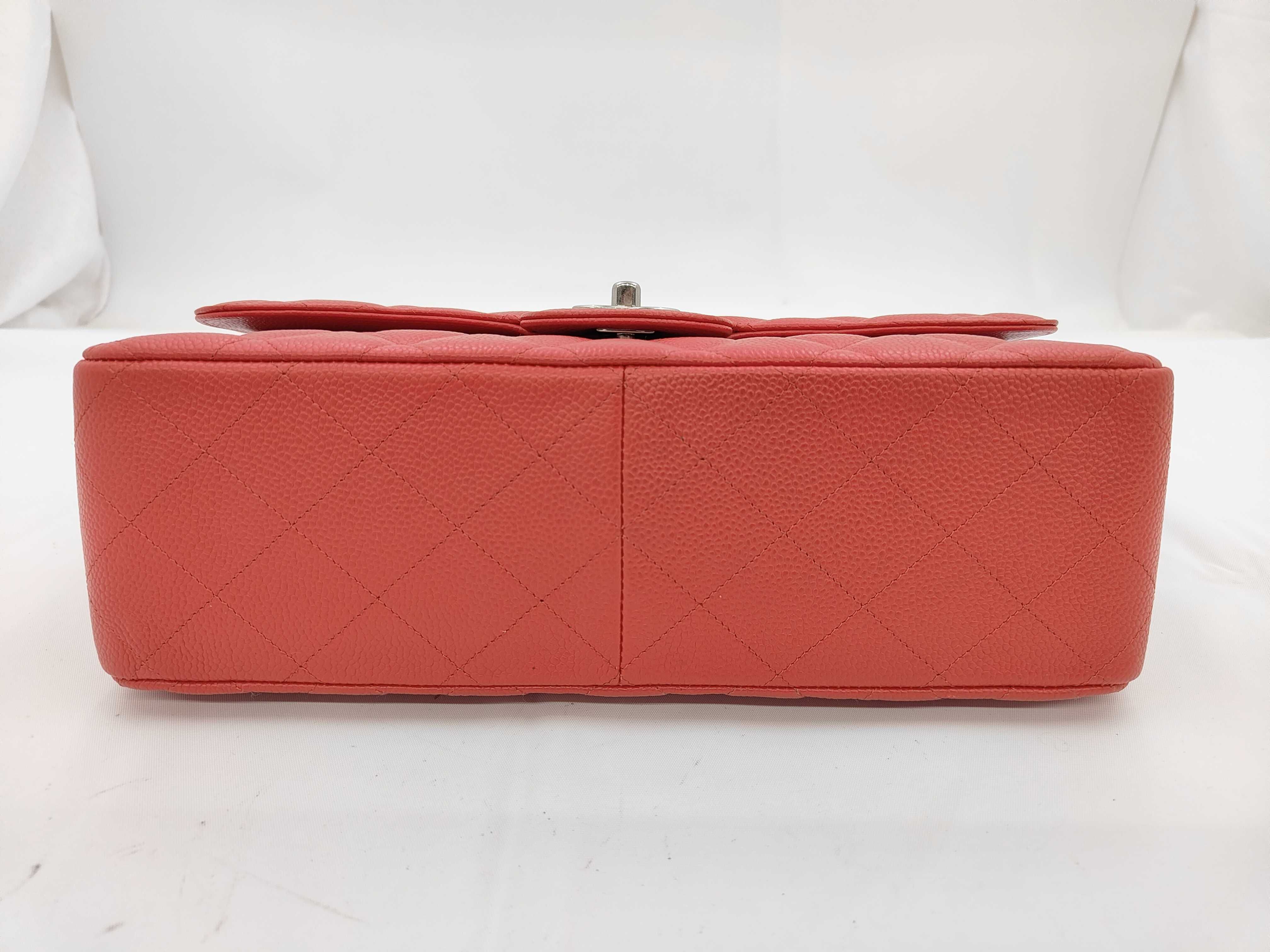 Matelassé 30 Double Flap Chain Shoulder Bag, Caviar Leather, Red — view 5