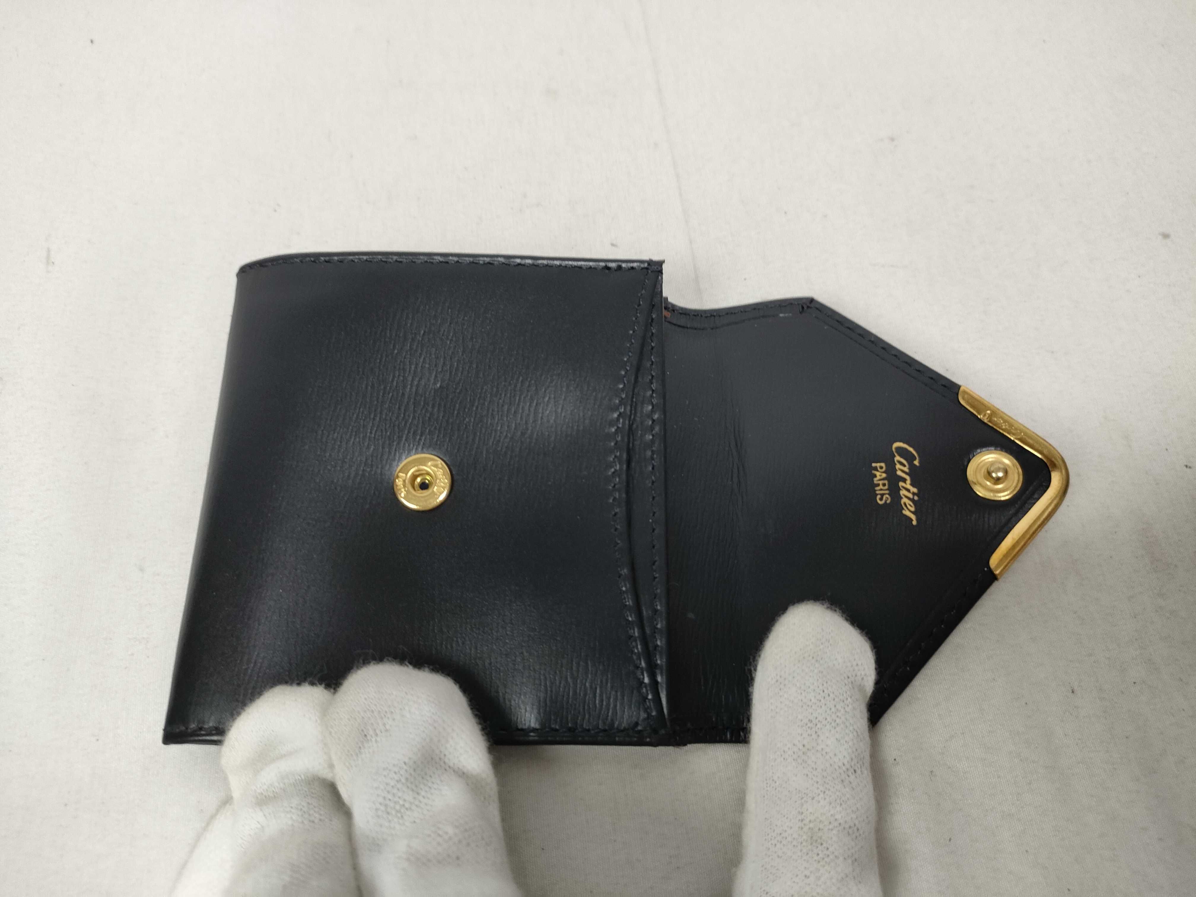 Sapphire Line Coin Case, Black Leather Coin Case — view 9