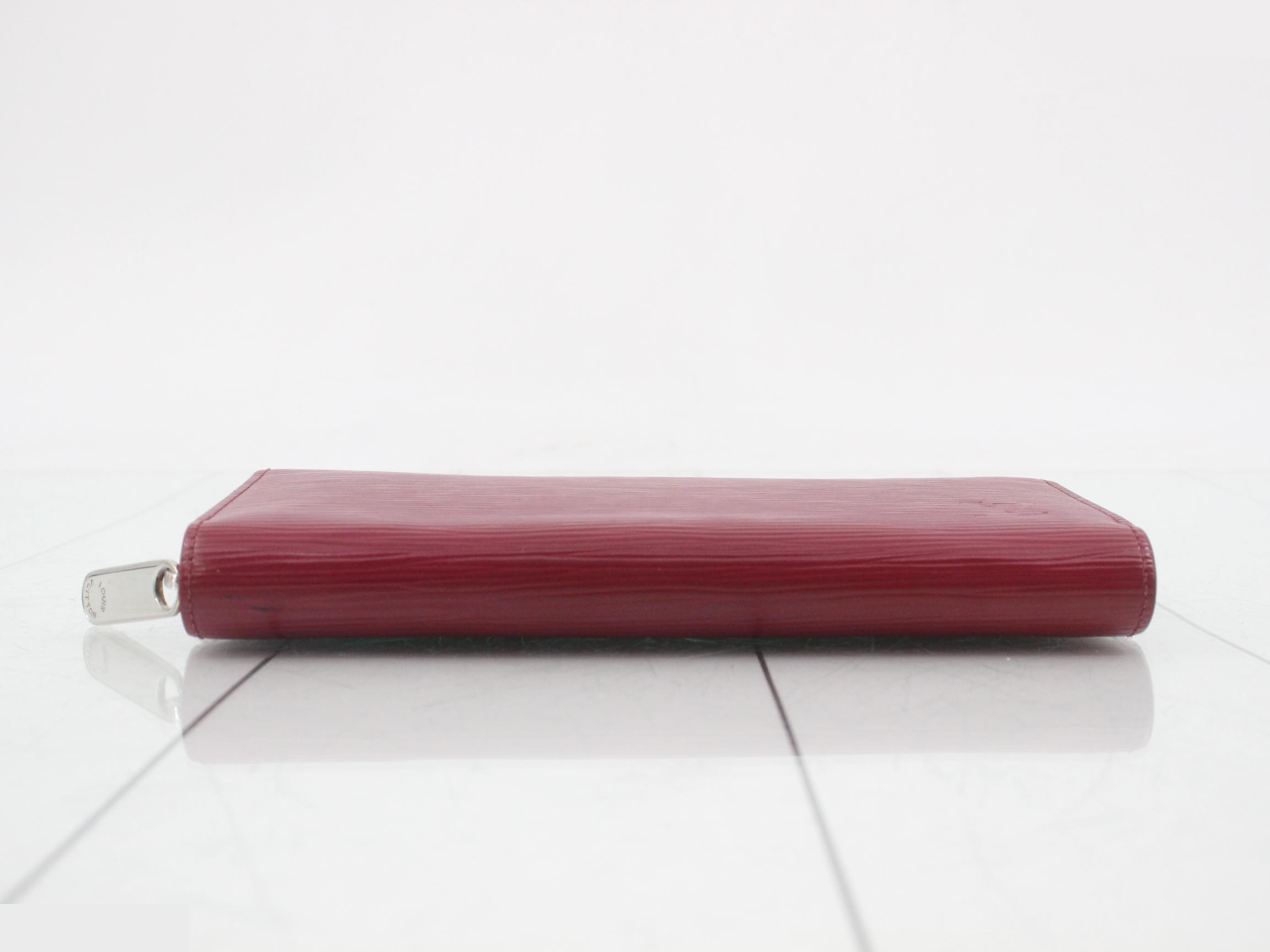 Zippy Wallet Fuchsia — view 3