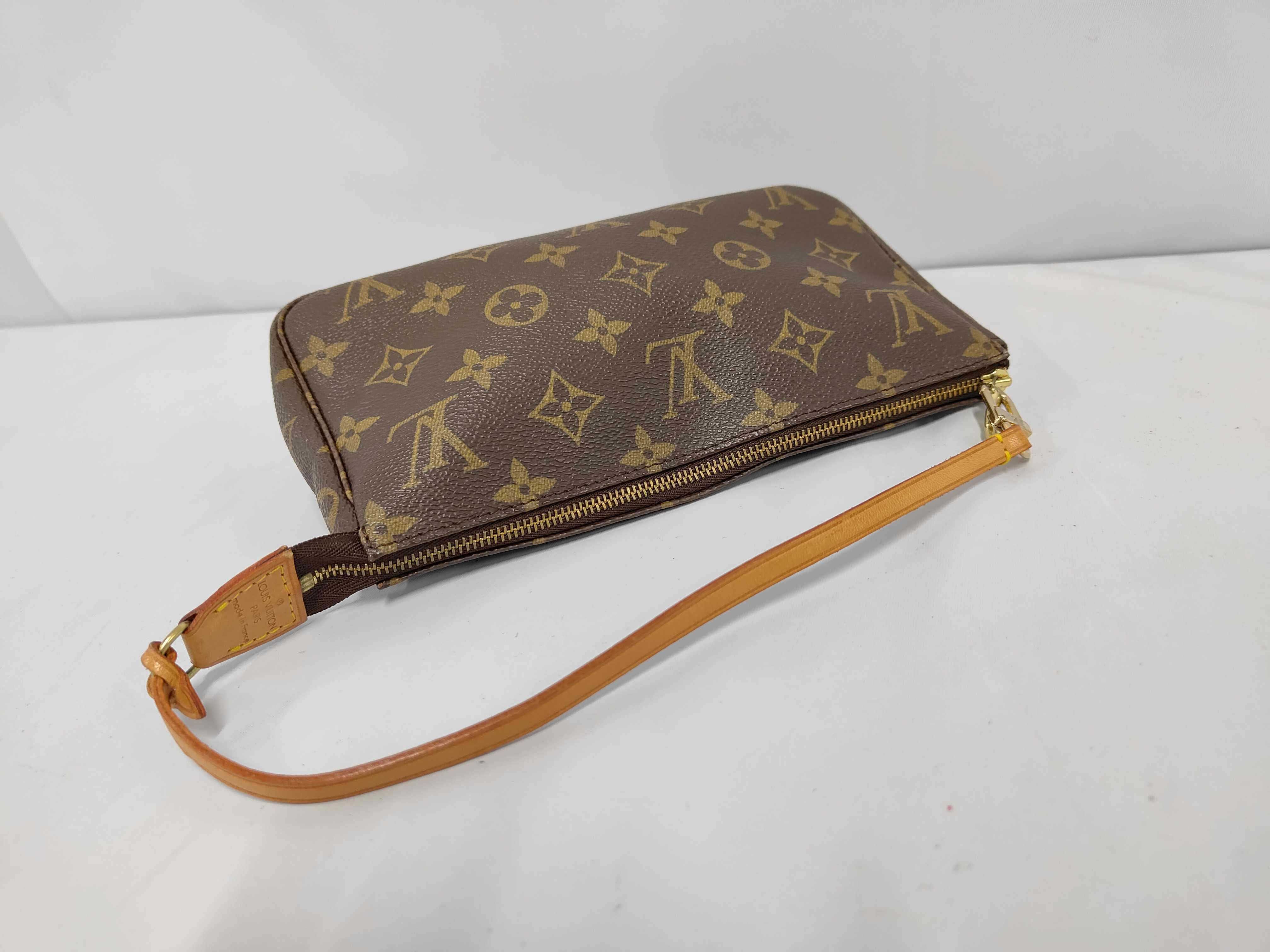 Monogram / Pochette Accessoires (Old Model) / M51980 / AR0938 / Handbag / PVC Handbag — view 5