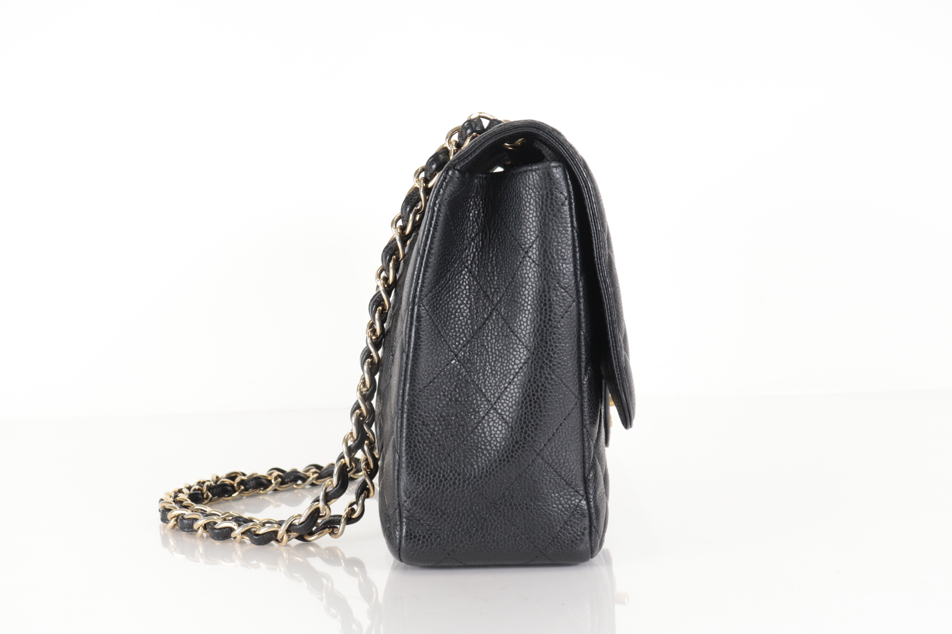 Caviar Matelassé Chain Shoulder Bag (Serial Number 21) — view 3