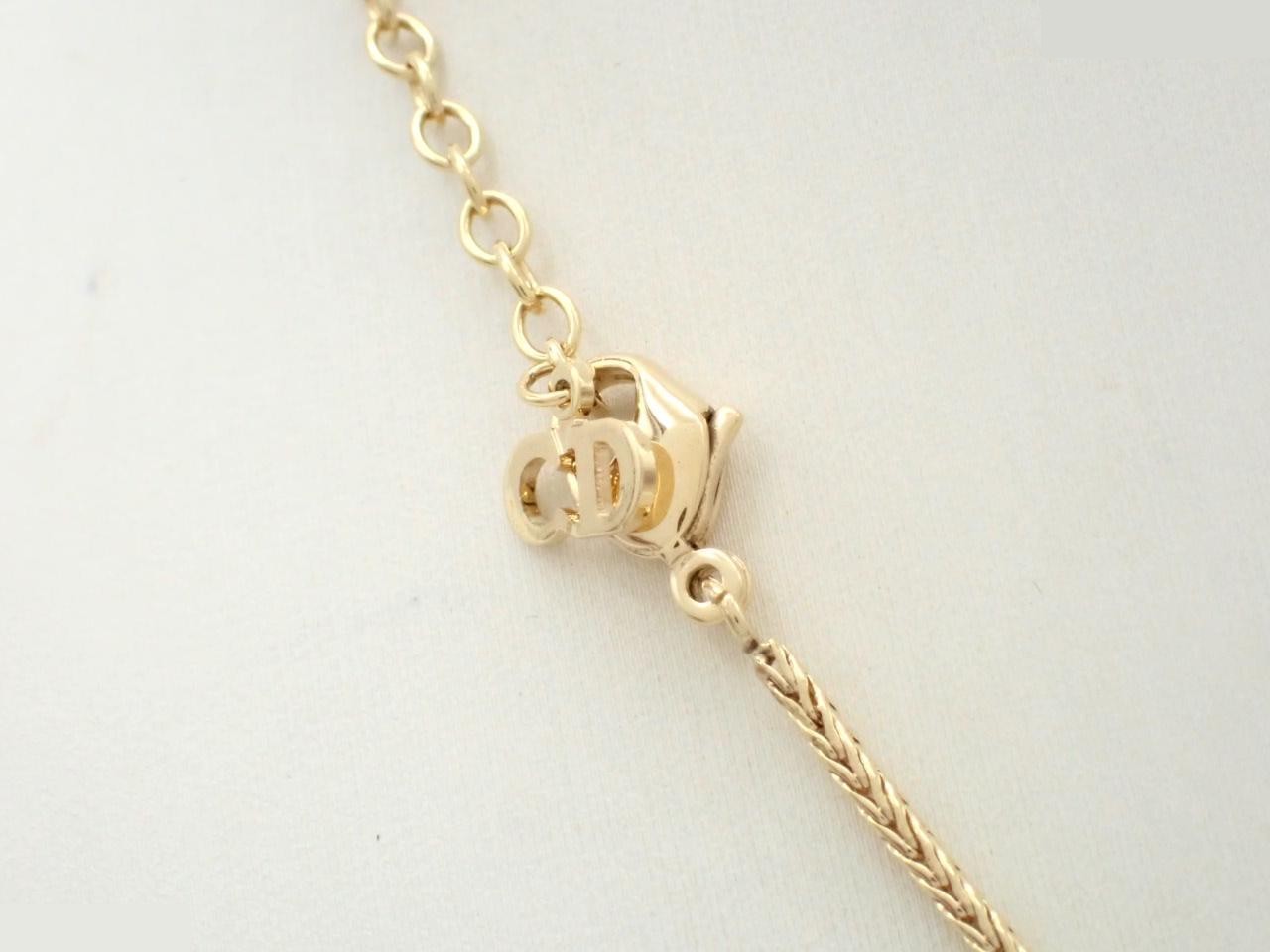 Other lines: Precious metals, necklaces, pendants — view 2
