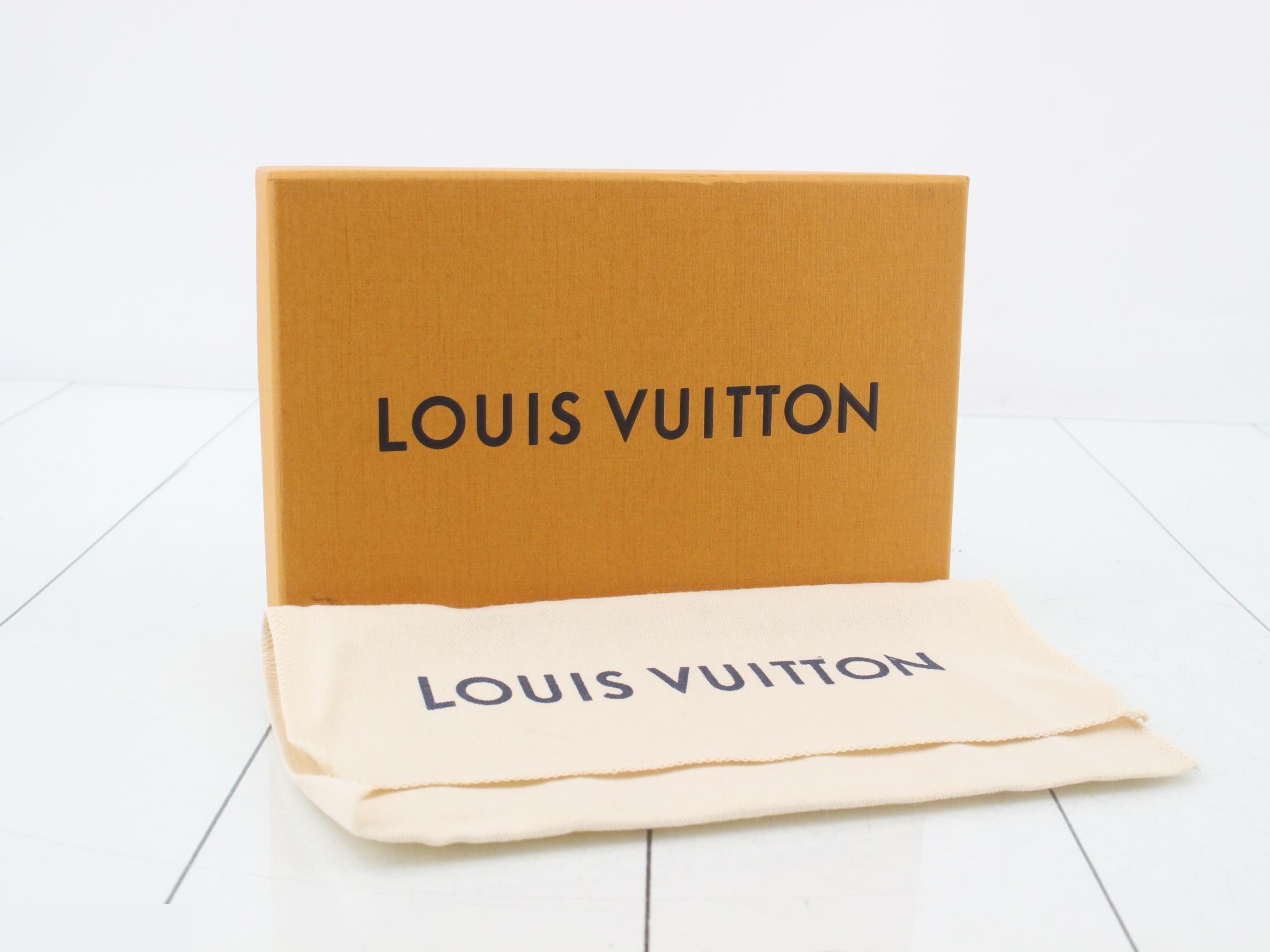 M81637 Mini Pochette Accessoires, Dust Bag, Box — view 5