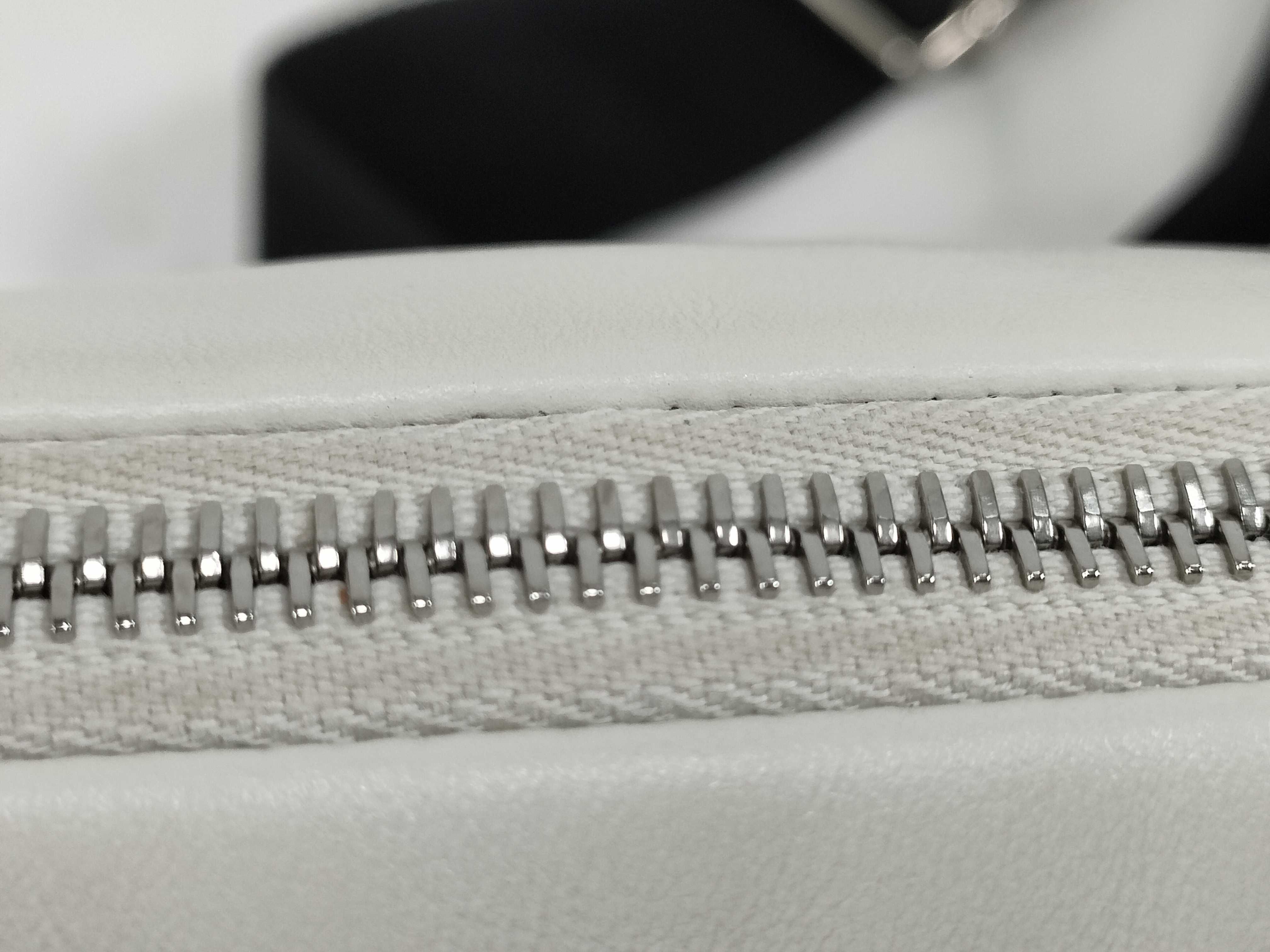 Triangle Leather White Shoulder Bag — view 6