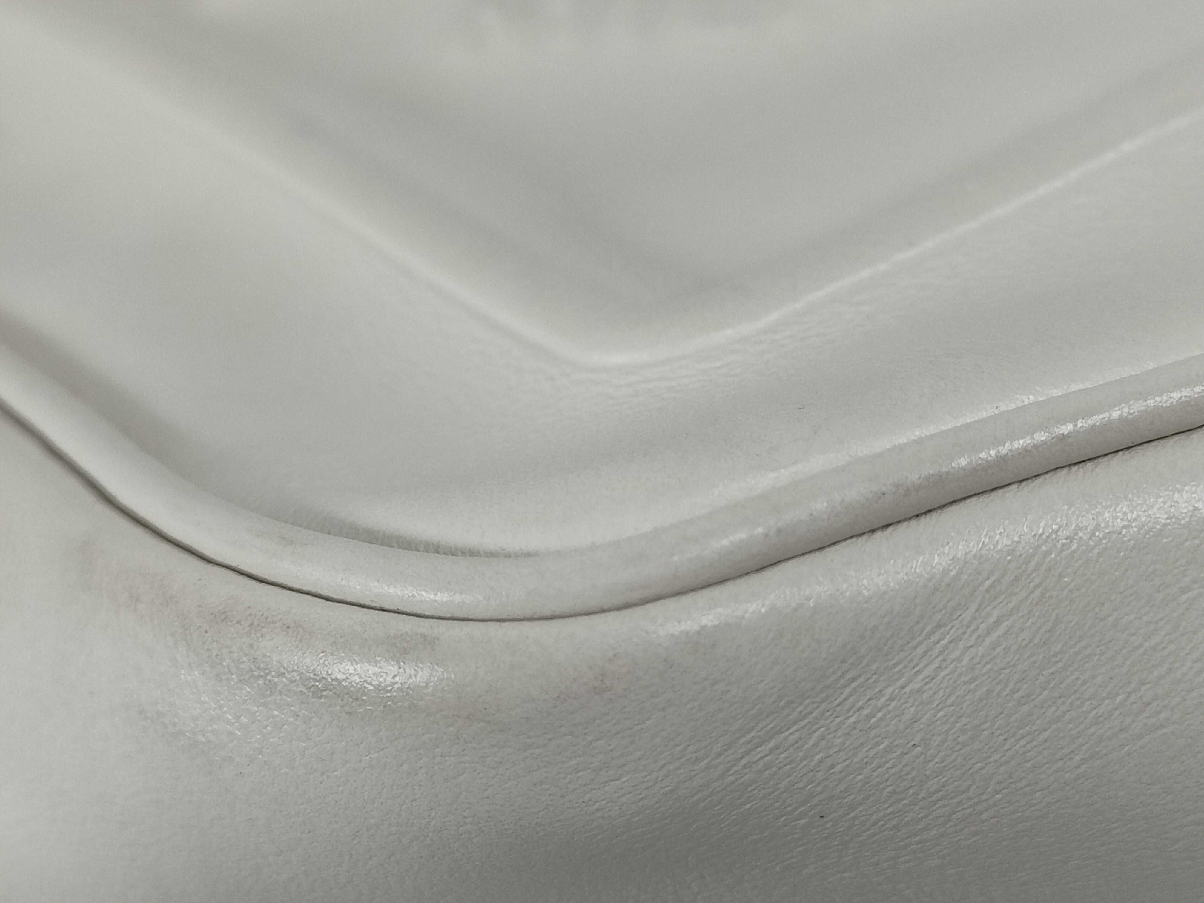 Triangle Leather White Shoulder Bag — view 7