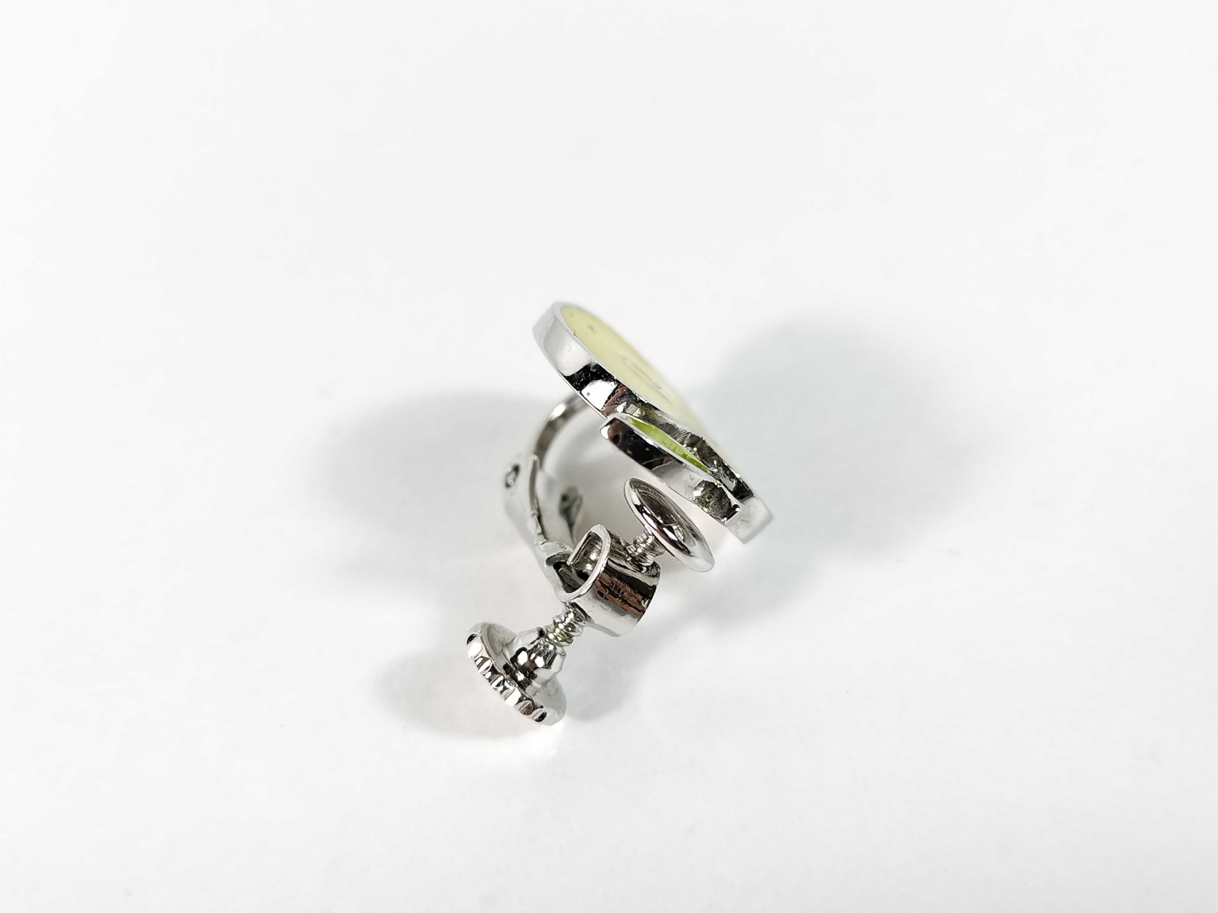 Earrings — view 5