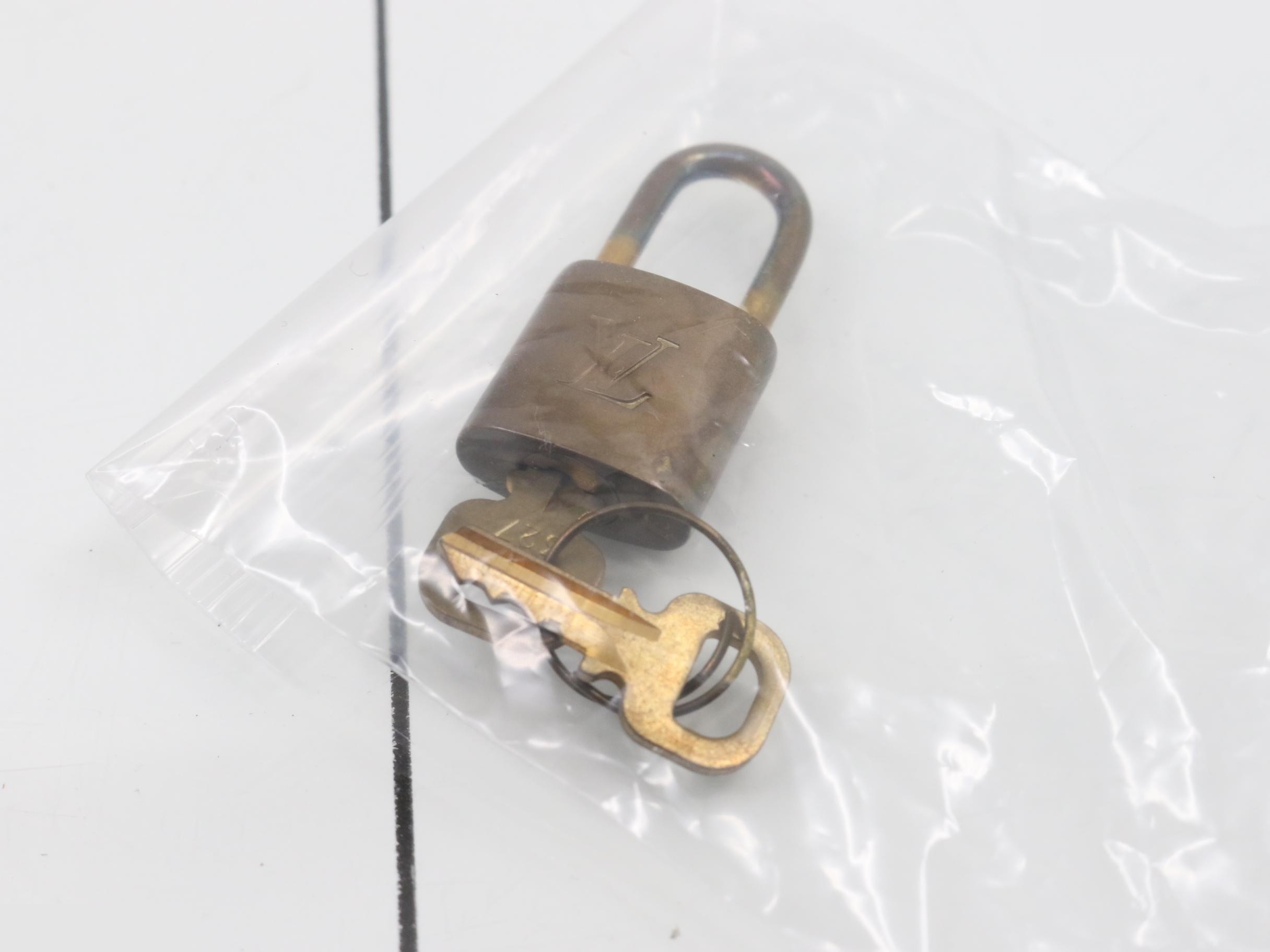 Speedy 35 with padlock and 2 keys. — view 7