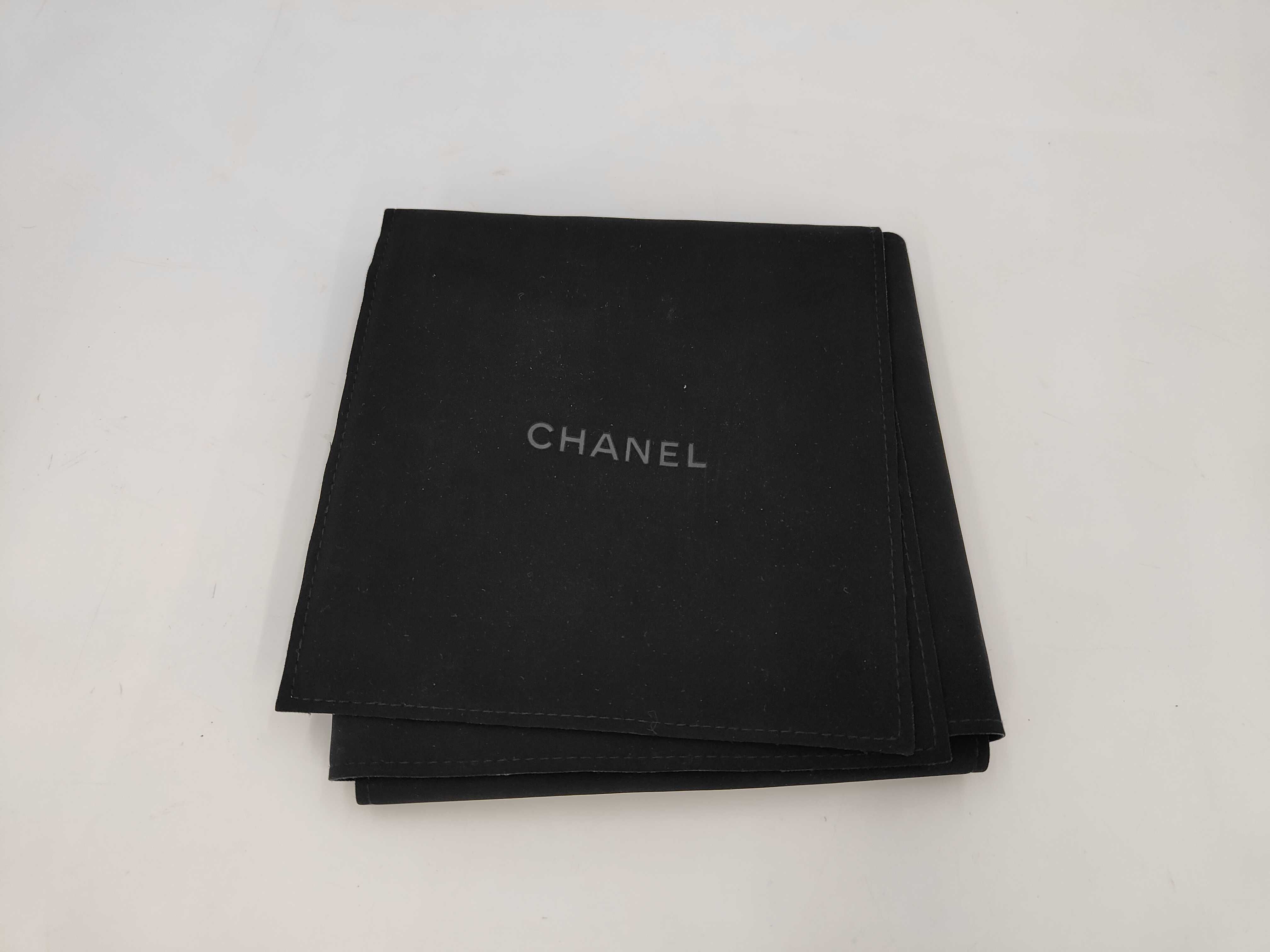 Chain Shoulder Bag — view 12
