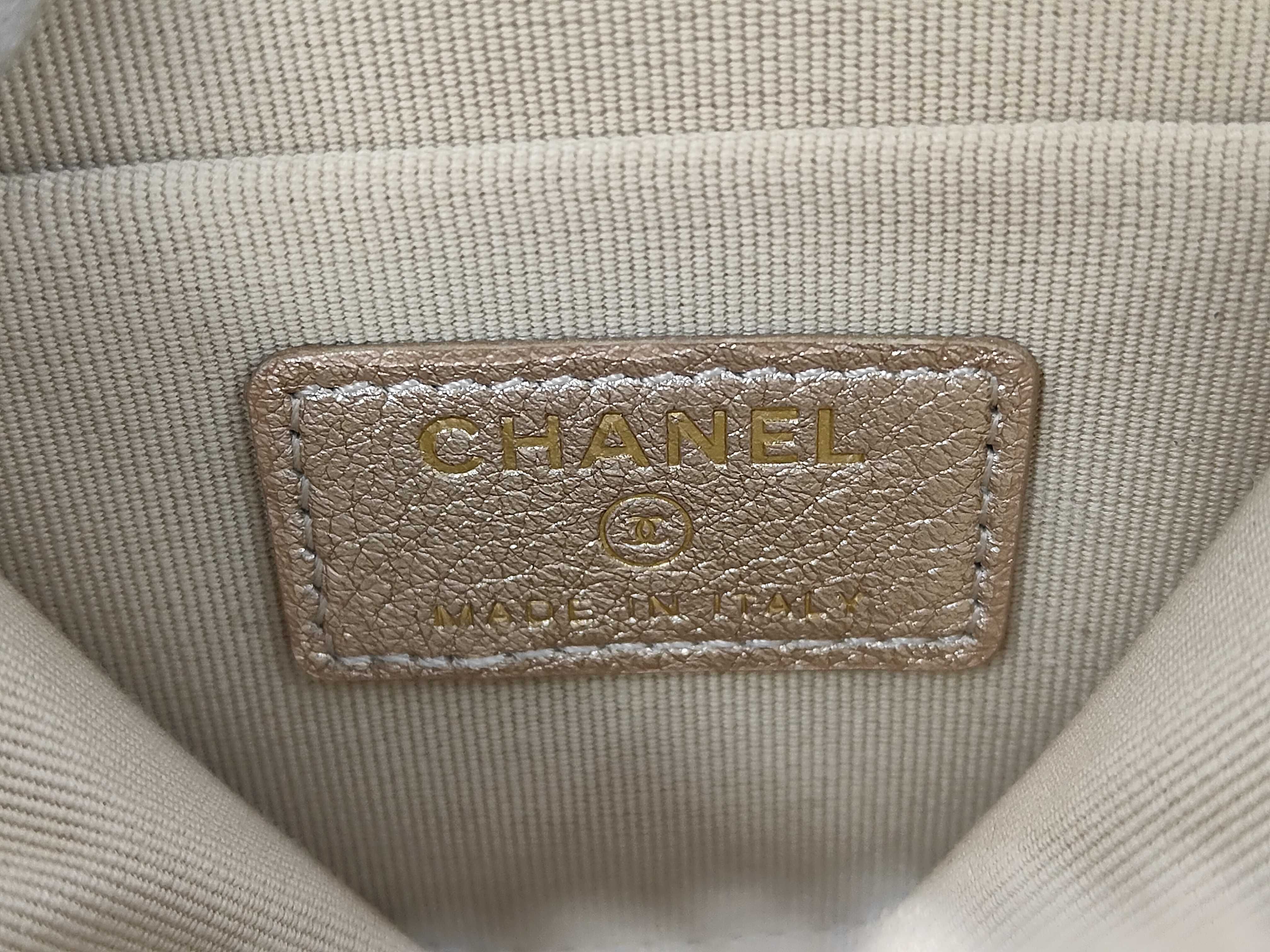 Chain Shoulder Bag — view 9