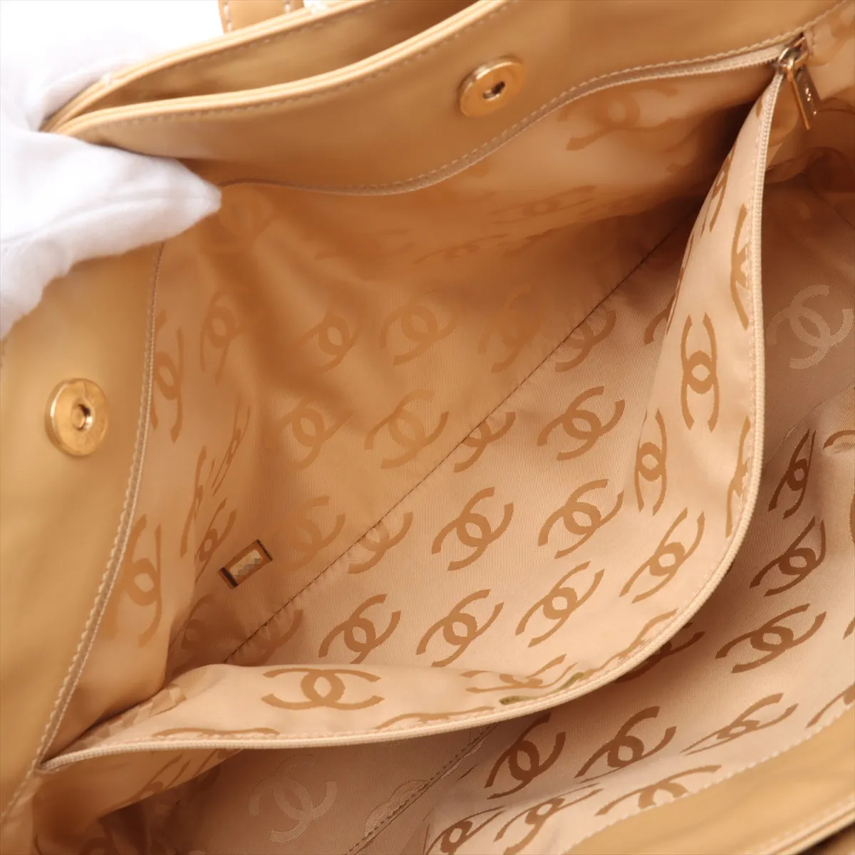 Wild Stitch Leather Tote Bag Beige Gold Hardware 7475418 No. 7 — view 10