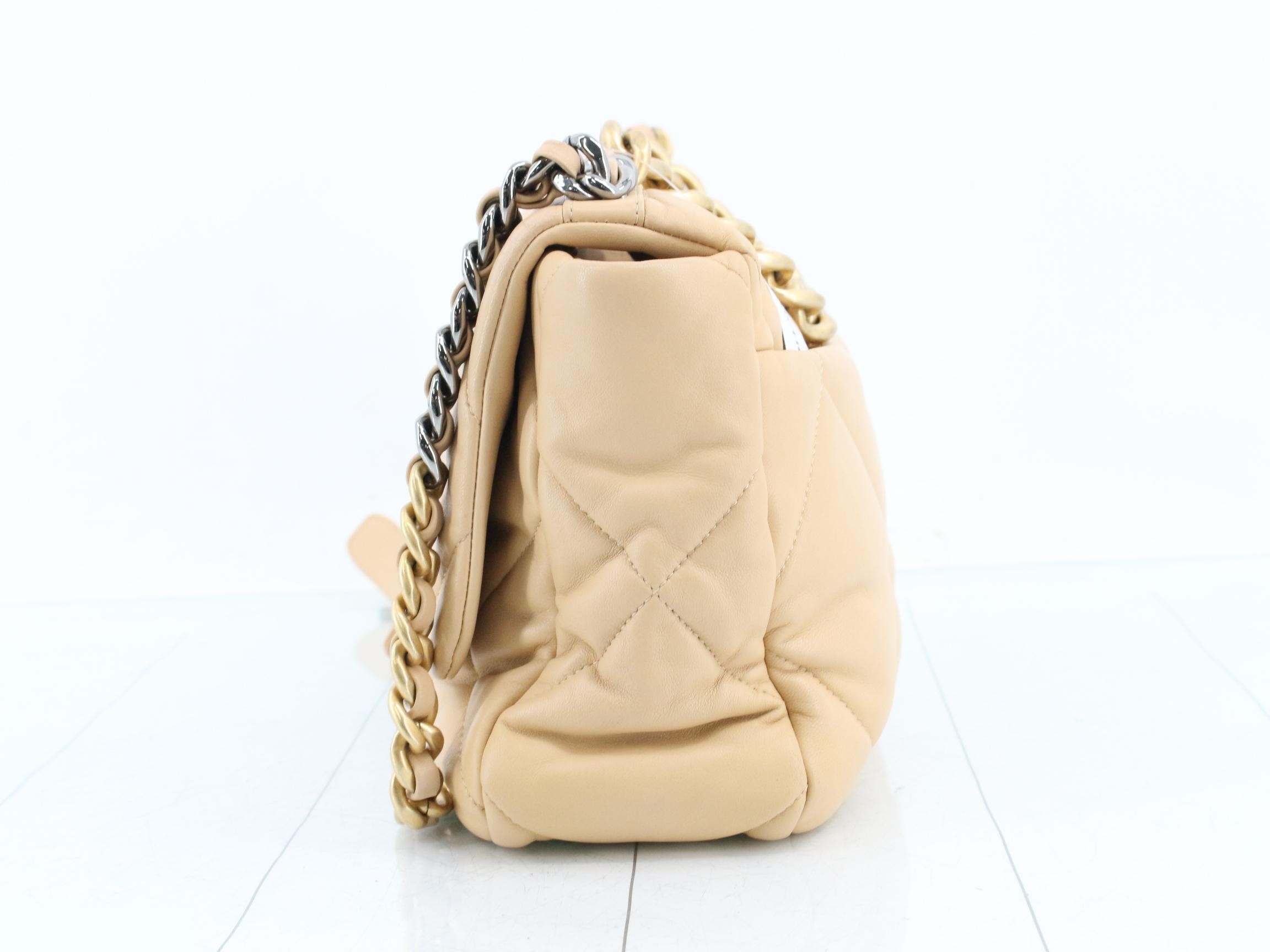 19 2-Way Handbag/Chain Shoulder Bag, Beige — view 3