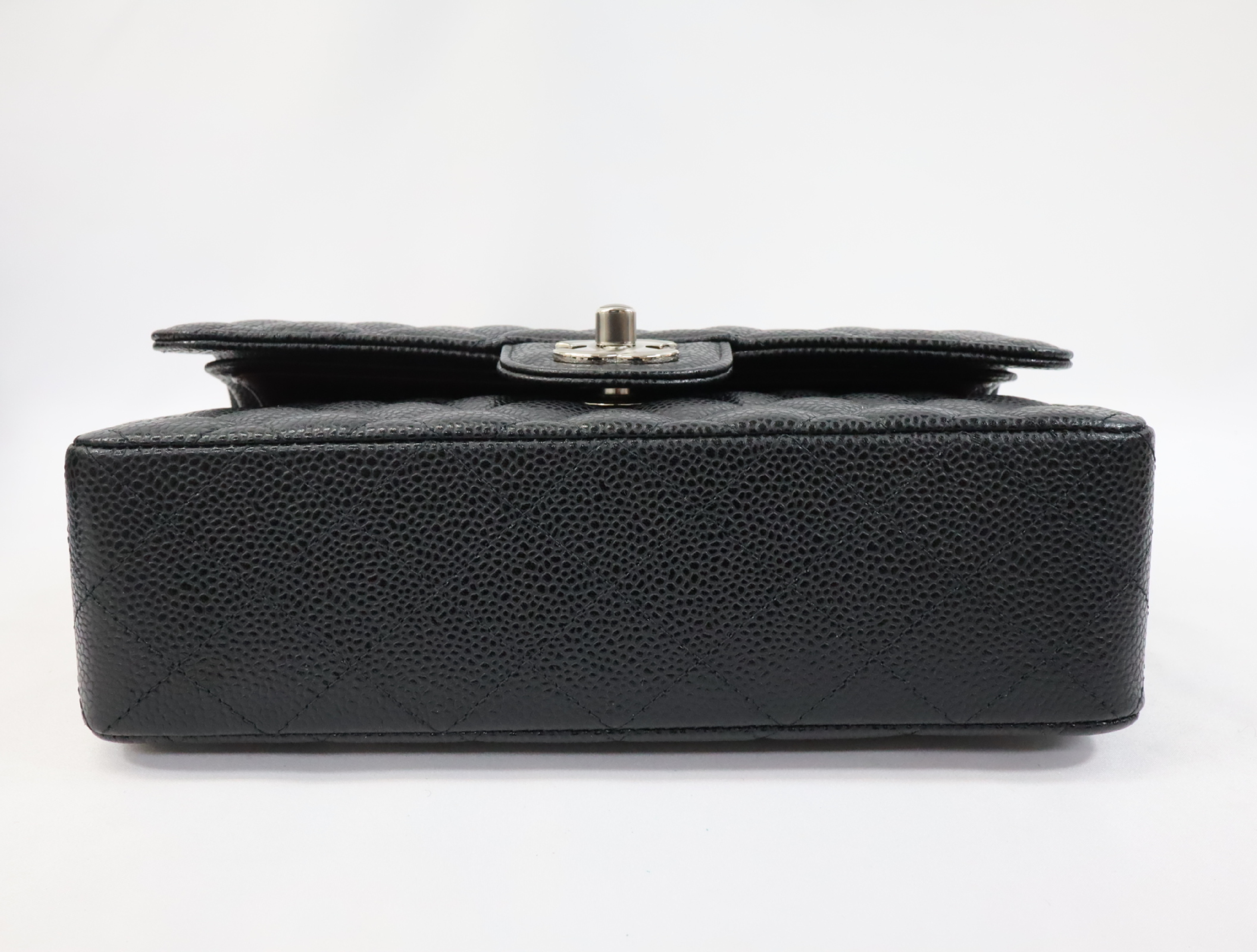 Matelassé 23 Caviar Skin Double Flap Black Serial Number 30s Silver Hardware A01113? Shoulder Bag — view 6