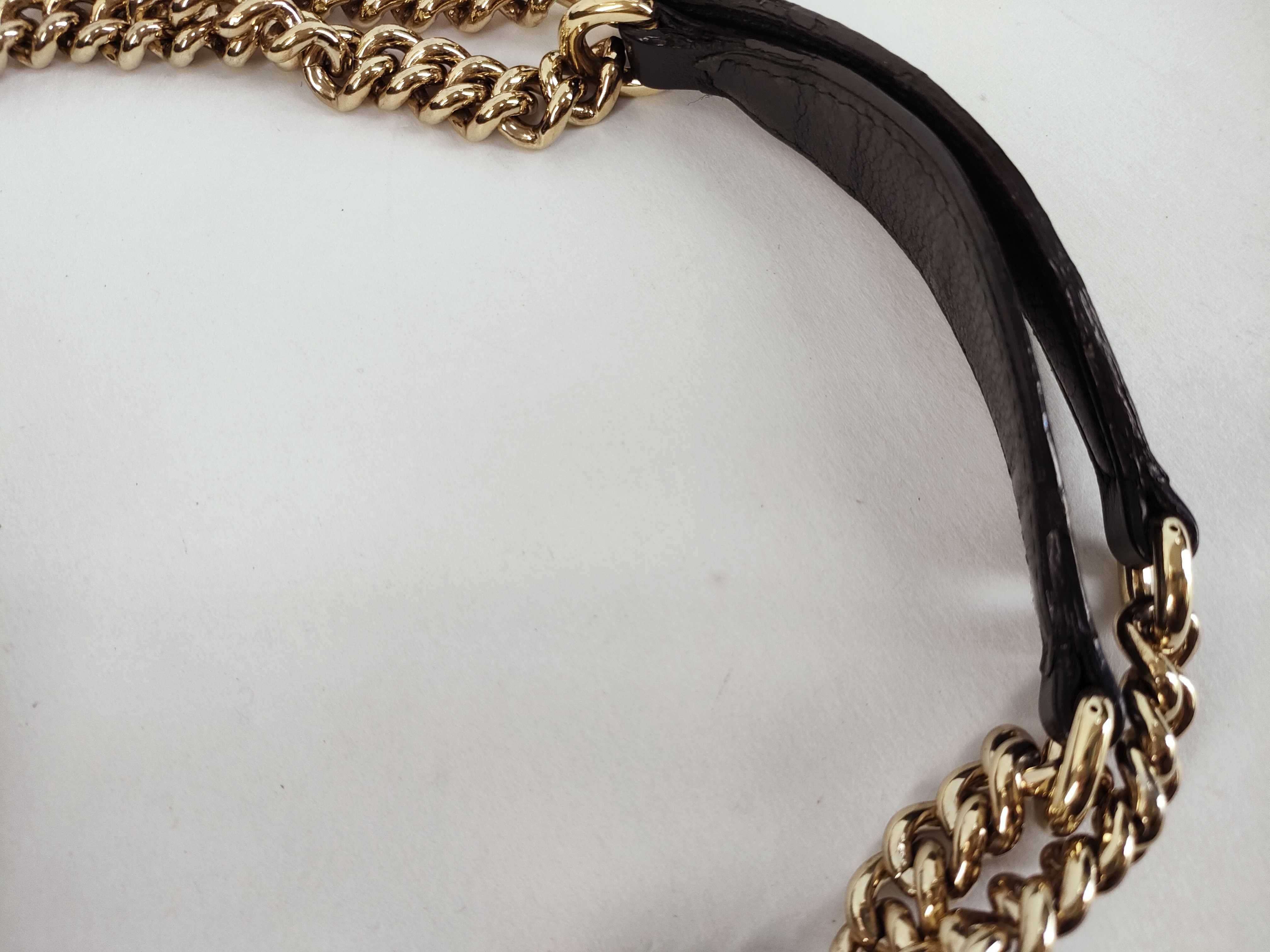 Soho Interlocking G Shoulder Bag — view 4