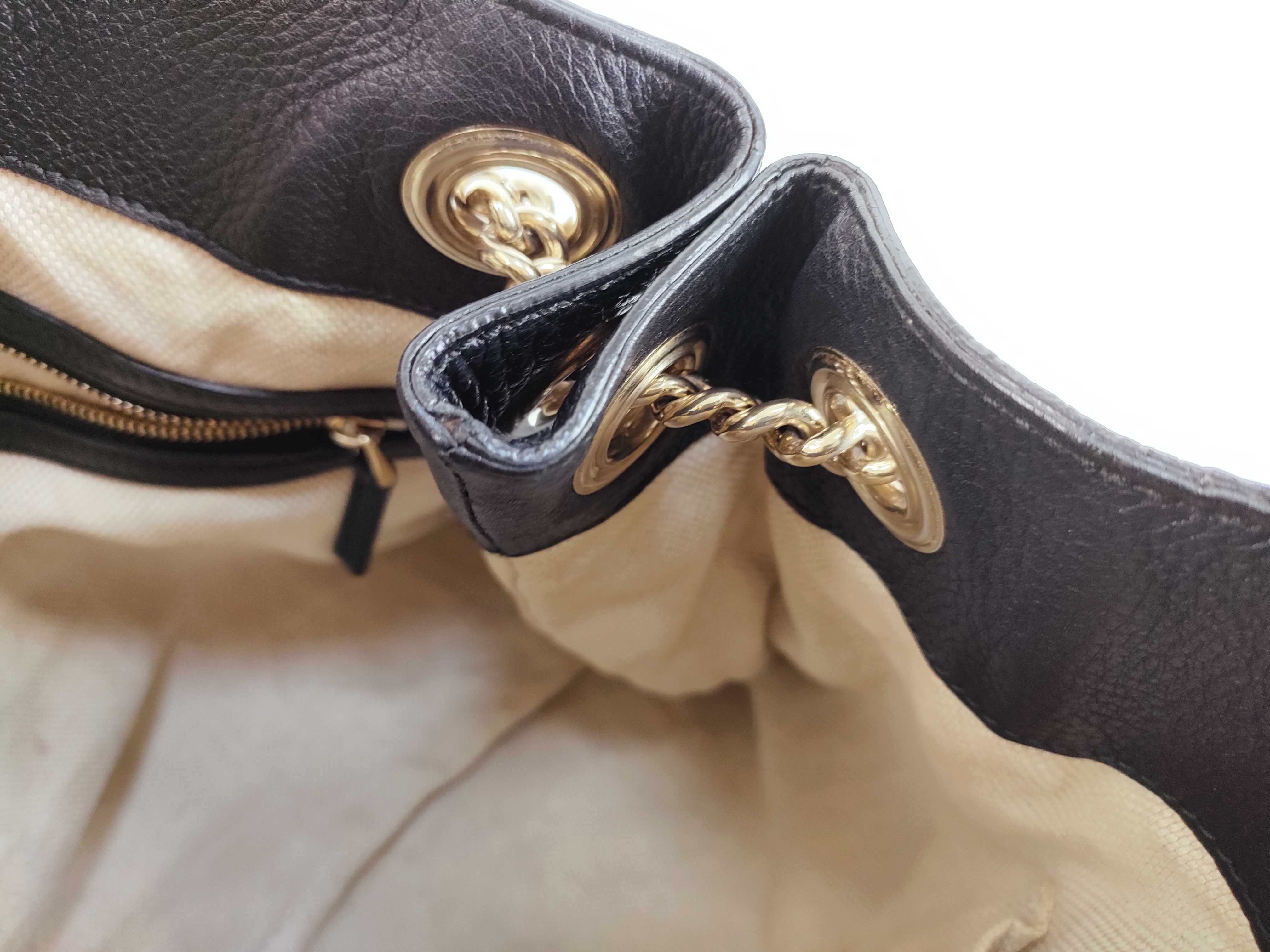 Soho Interlocking G Shoulder Bag — view 9