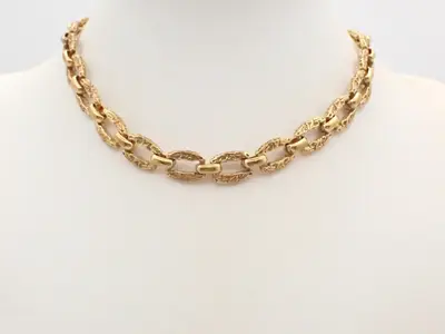 Other lines: Precious metals, necklaces, pendants, chain approximately 41cm