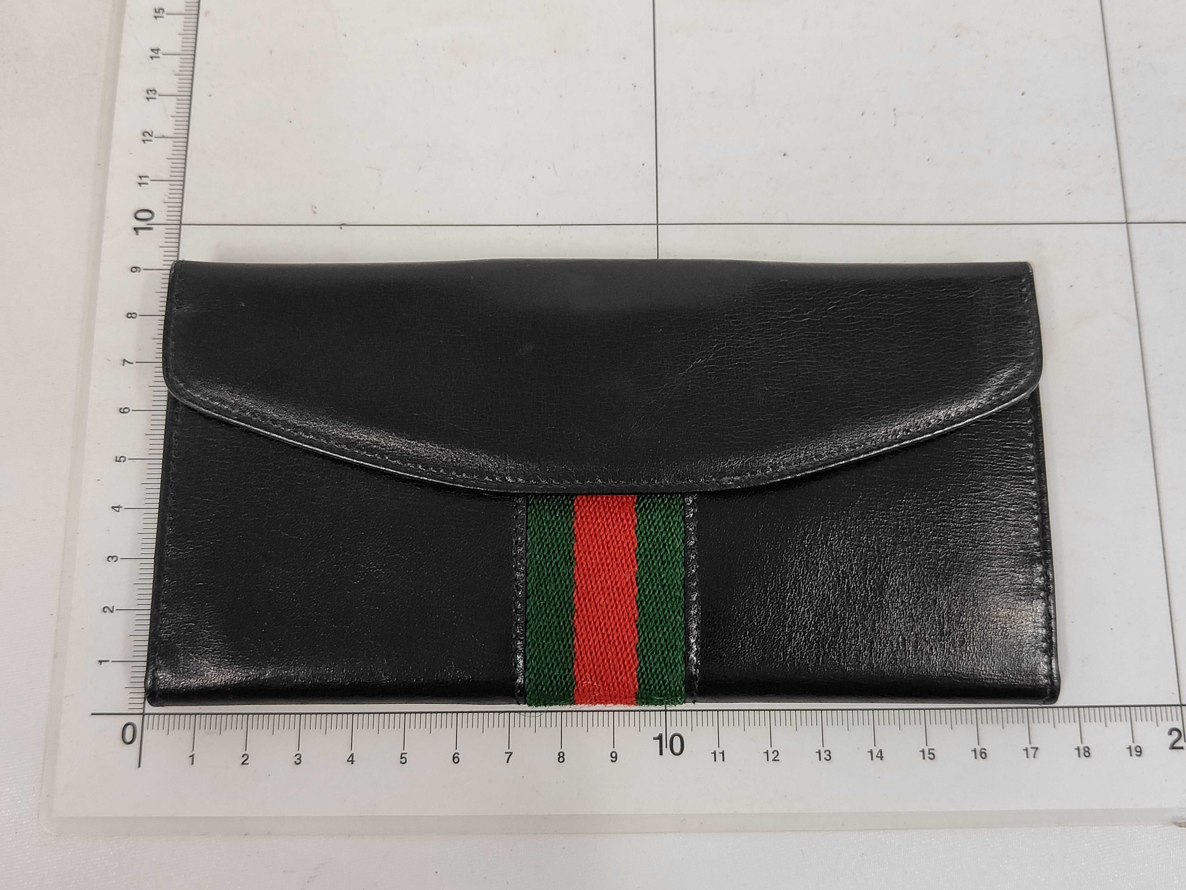 Old Gucci Long Wallet — view 2