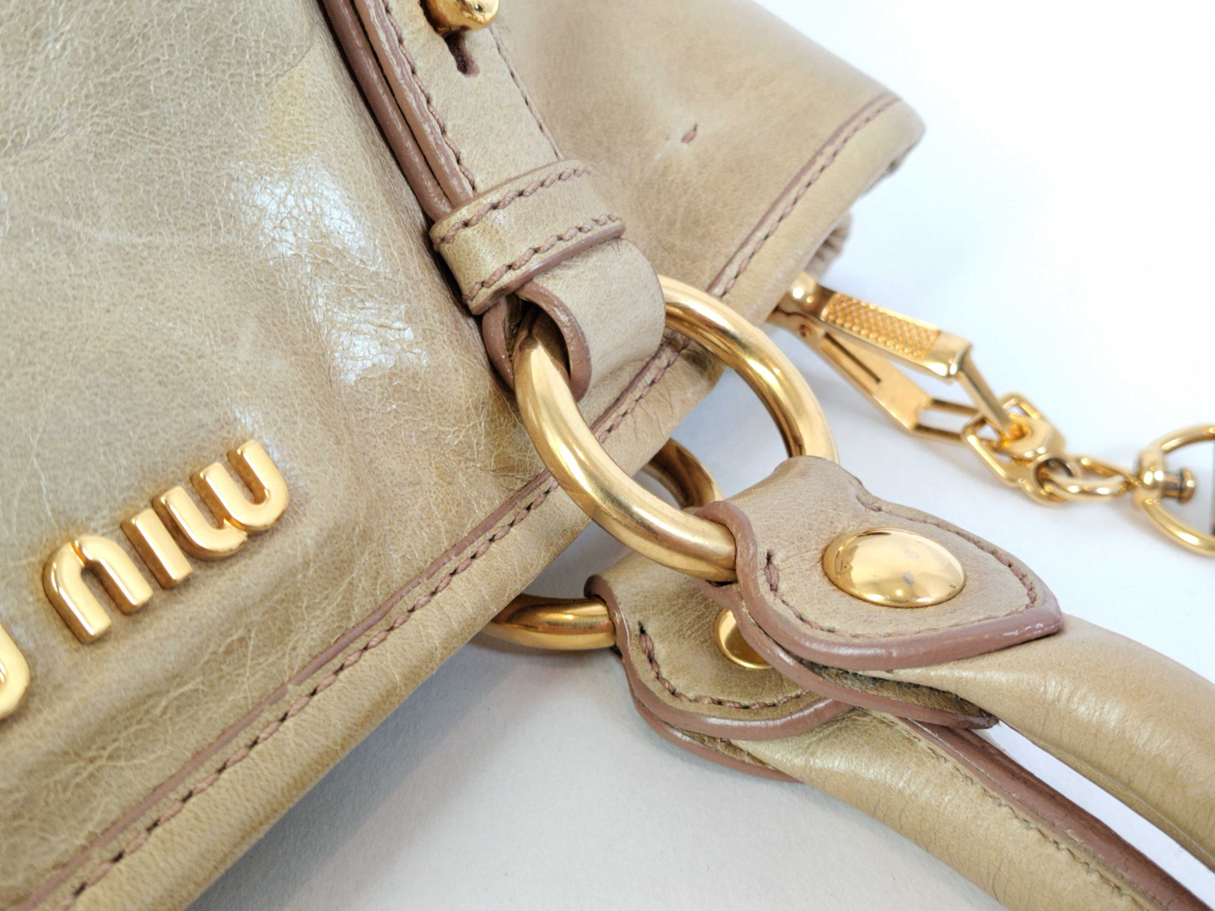 Vitello Luxe Handbag, 2-way Shoulder Bag, Gathered Handbag — view 6
