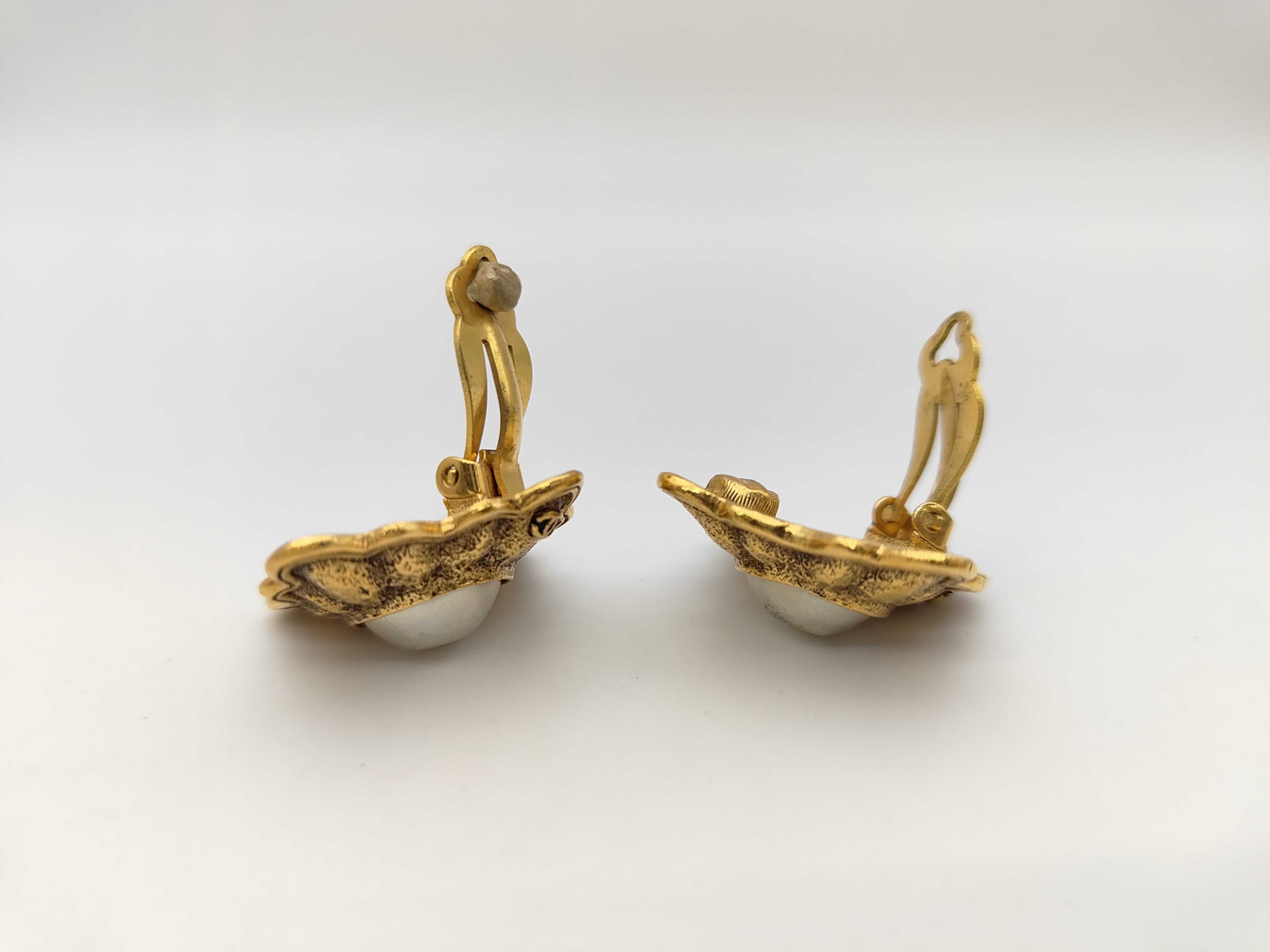 Faux Pearl/Vintage/Size 26/2794 Earrings — view 4