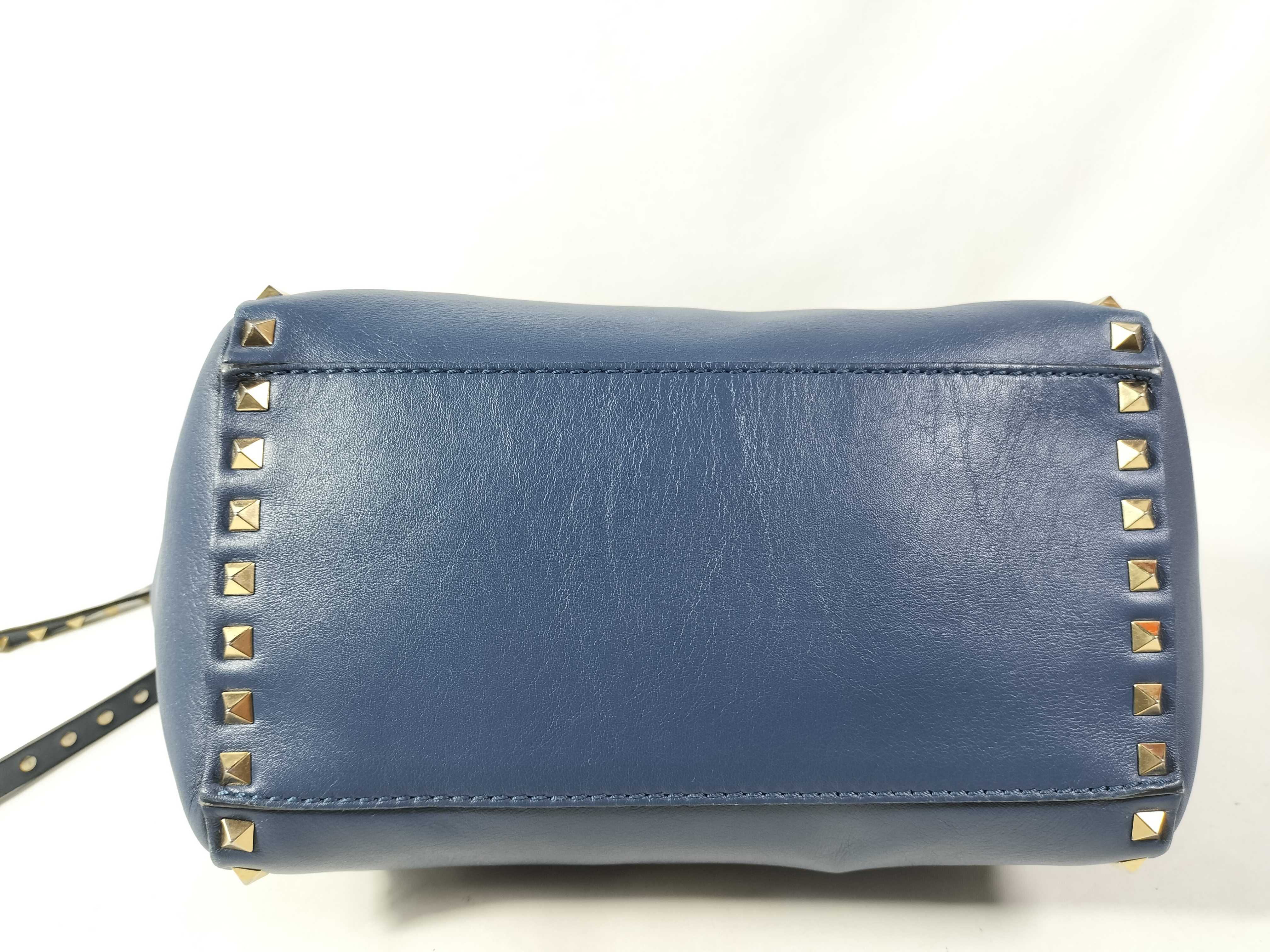 Rockstud 2-Way Handbag, Blue Leather Strap Handbag — view 7