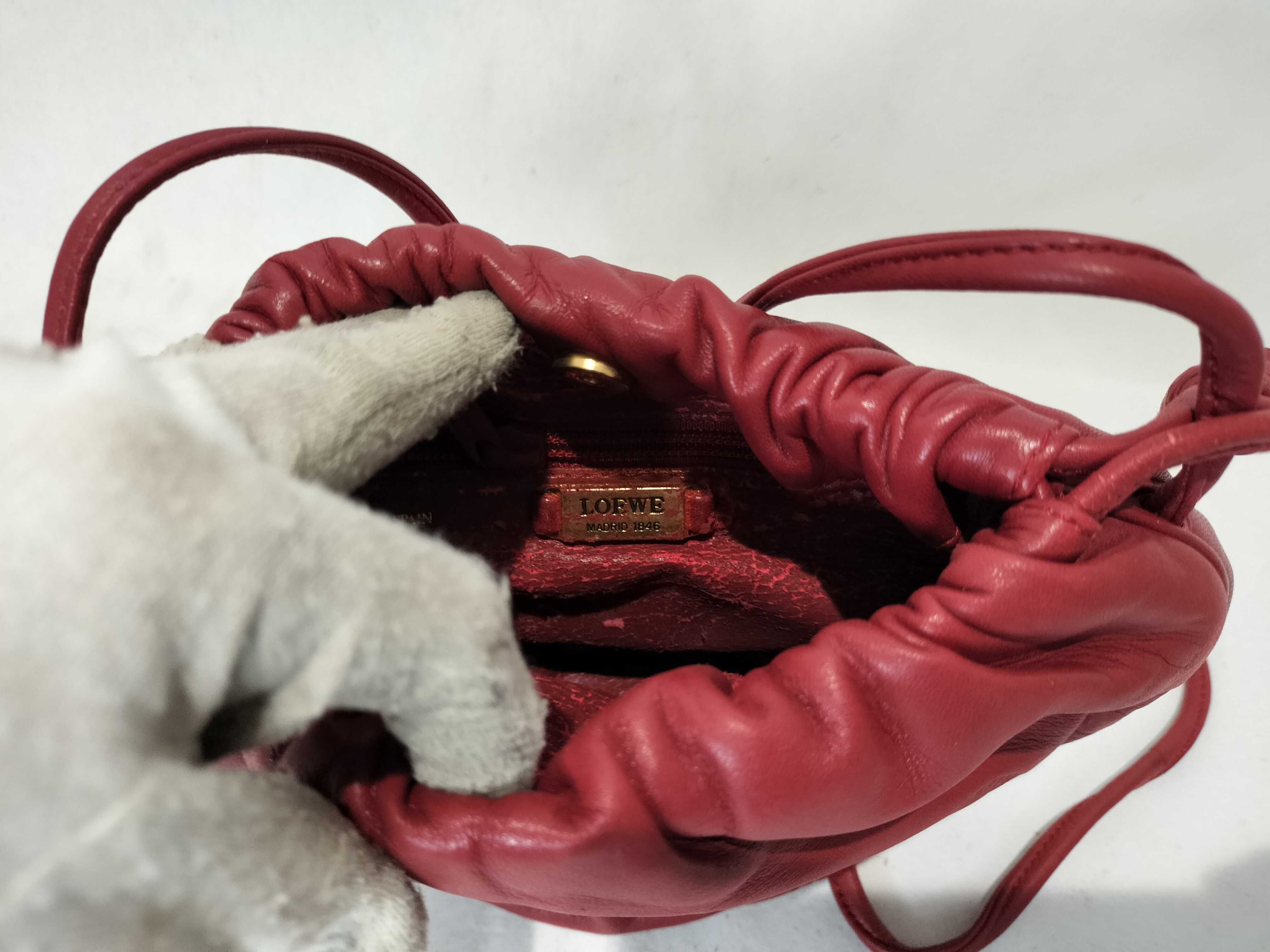Nappa Leather Drawstring Bag Shoulder Bag — view 9