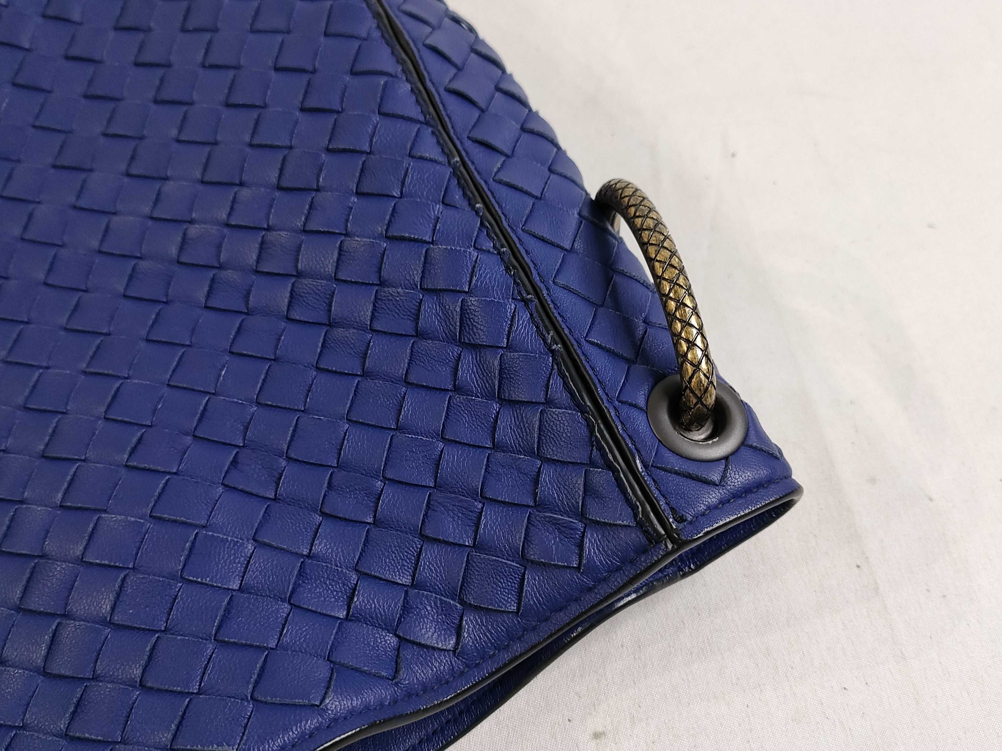 Intrecciato Leather Shoulder Bag, Blue — view 12