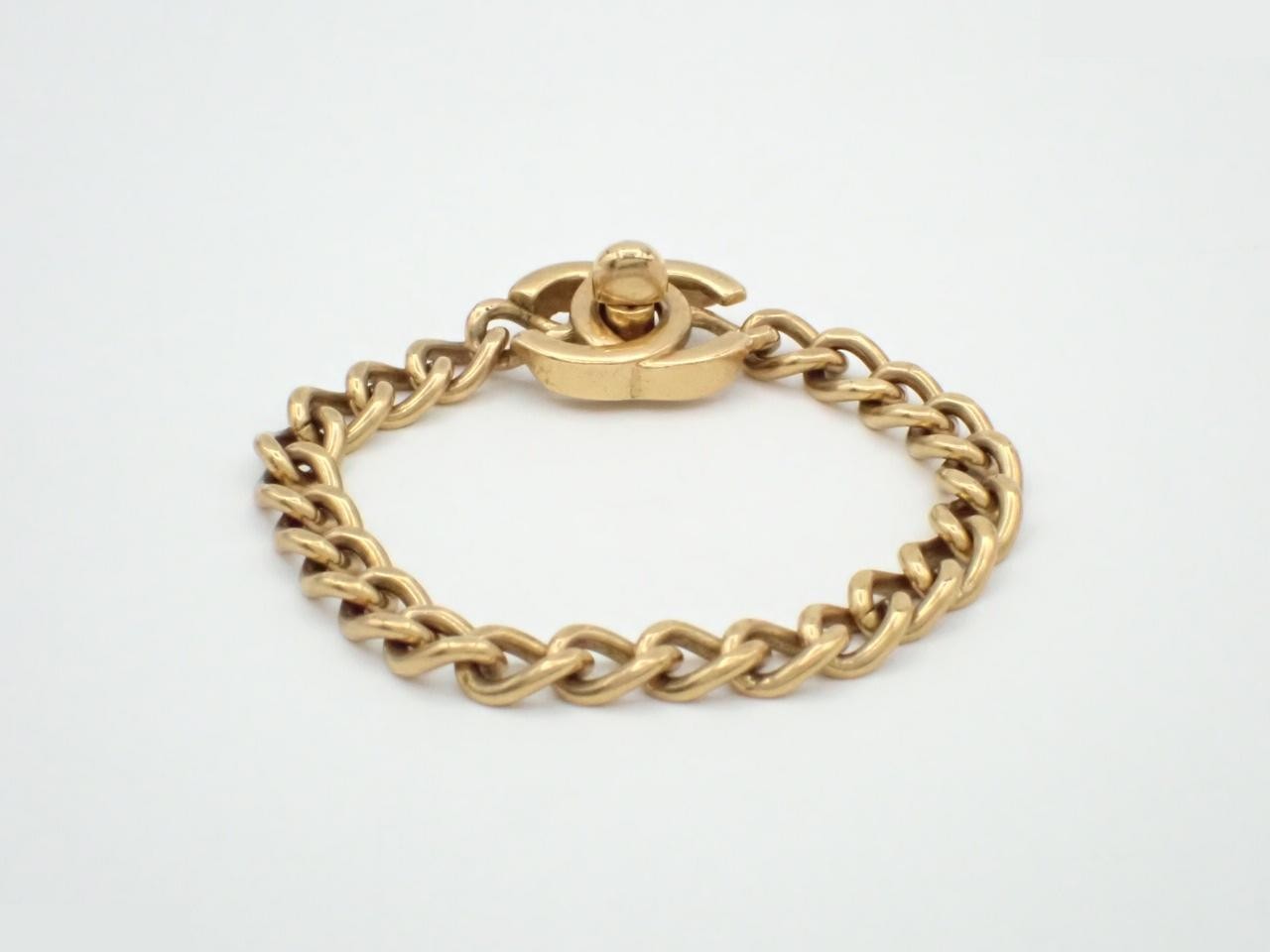 Vintage Classic Coco Mark Turnlock Bracelet — view 2