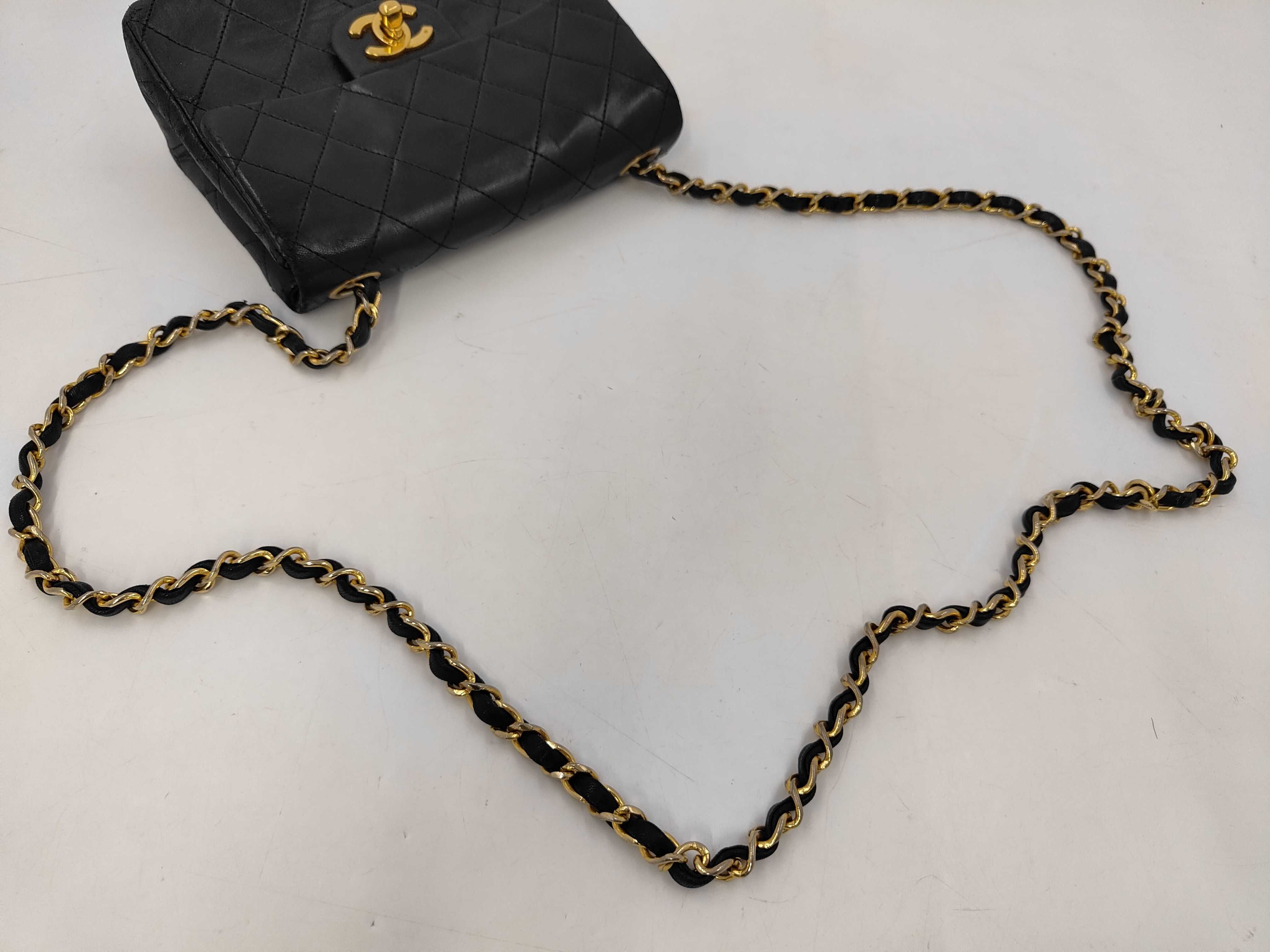 Lambskin Matelassé 1177627 Seal Shoulder Bag — view 3