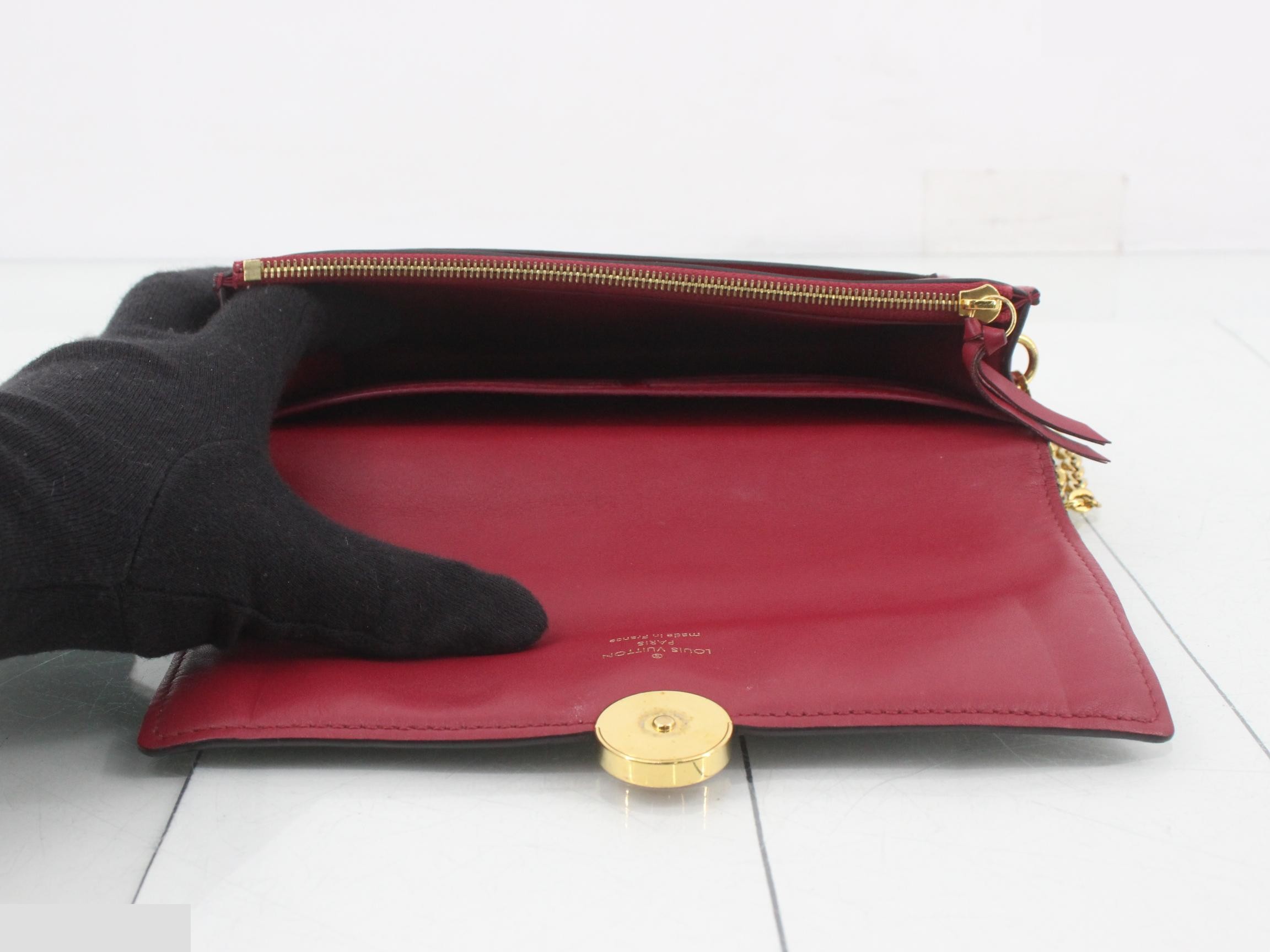 Shoulder wallet, Portefeuille Flore, chain, fuchsia — view 4