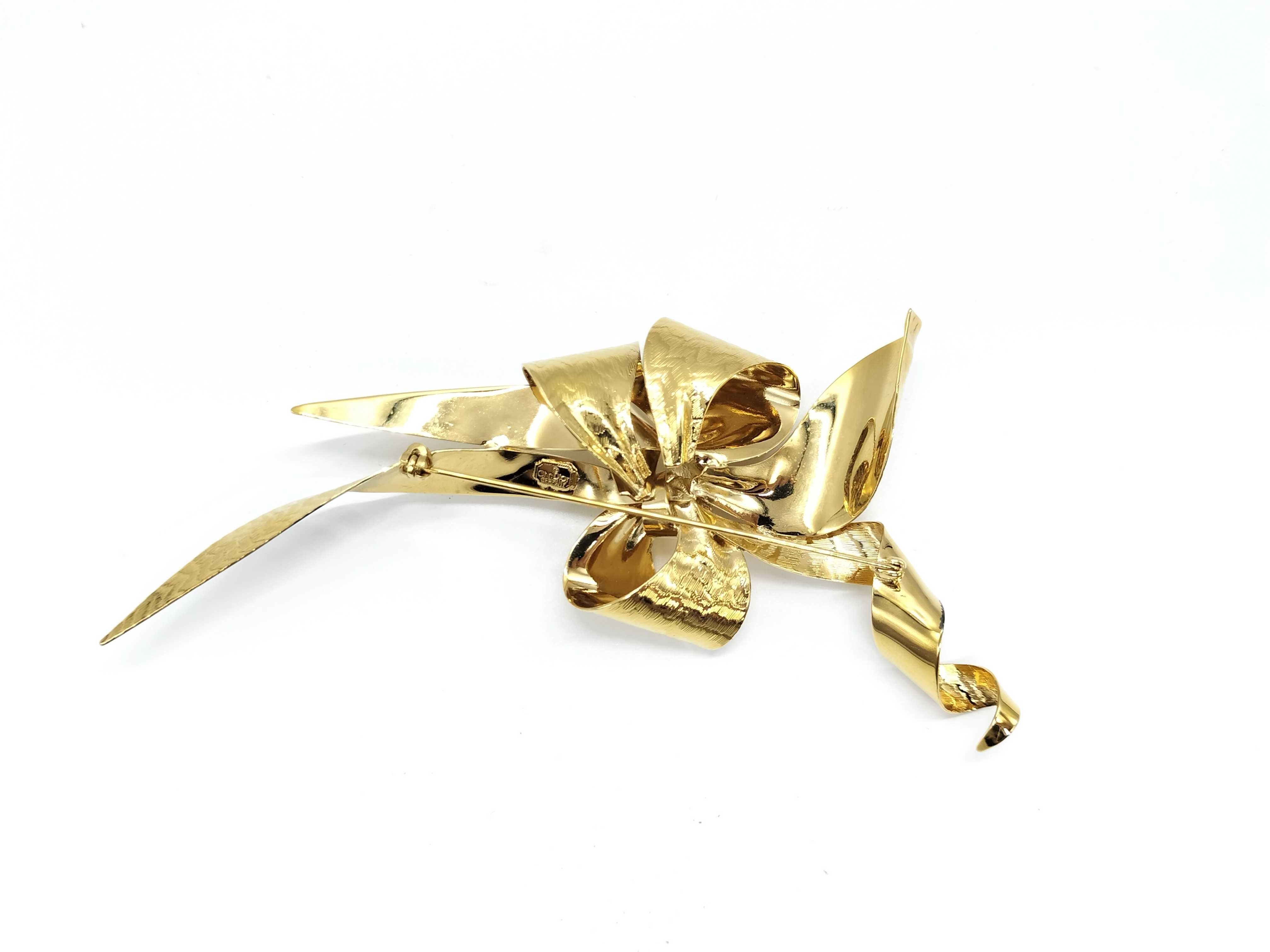 Ribbon Motif Brooch — view 3